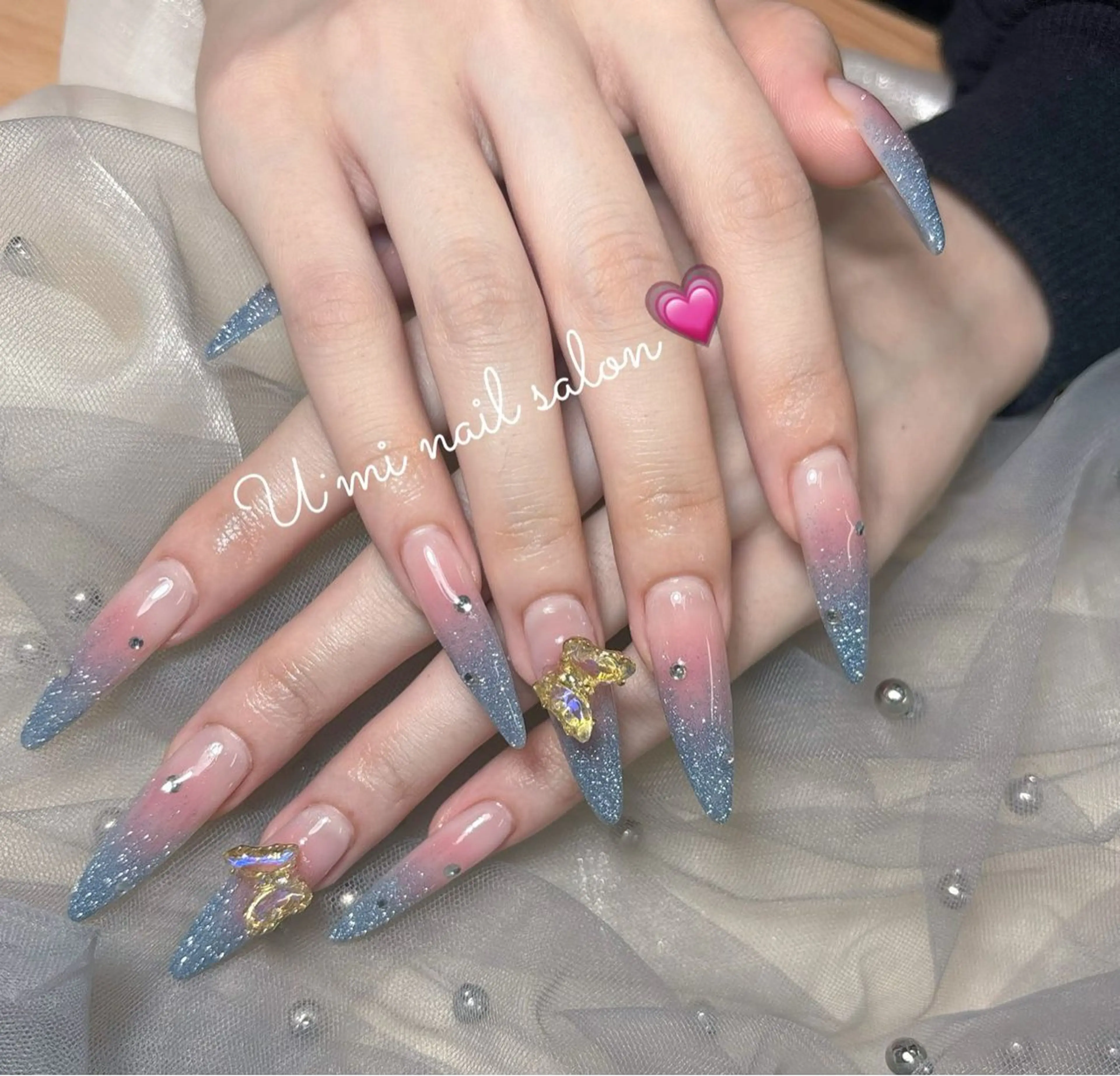 ネイル チークネイル グラデーション ハンドネイル Ｕ·Mi nail salon所属・u・mi  上野御徒町パラジェルのネイルデザイン