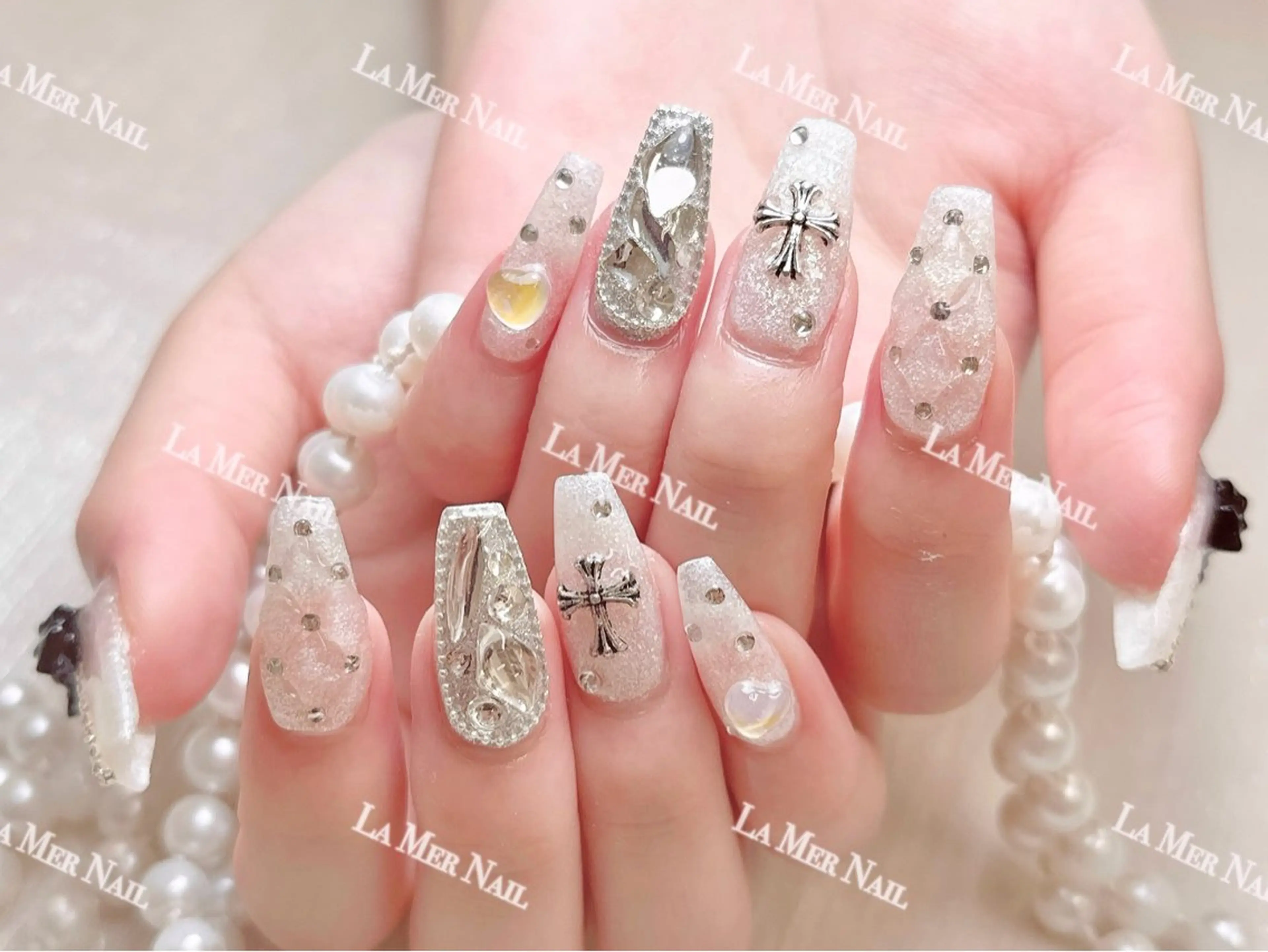 ネイル ハンドネイル ハンドケア La Merのネイルデザイン