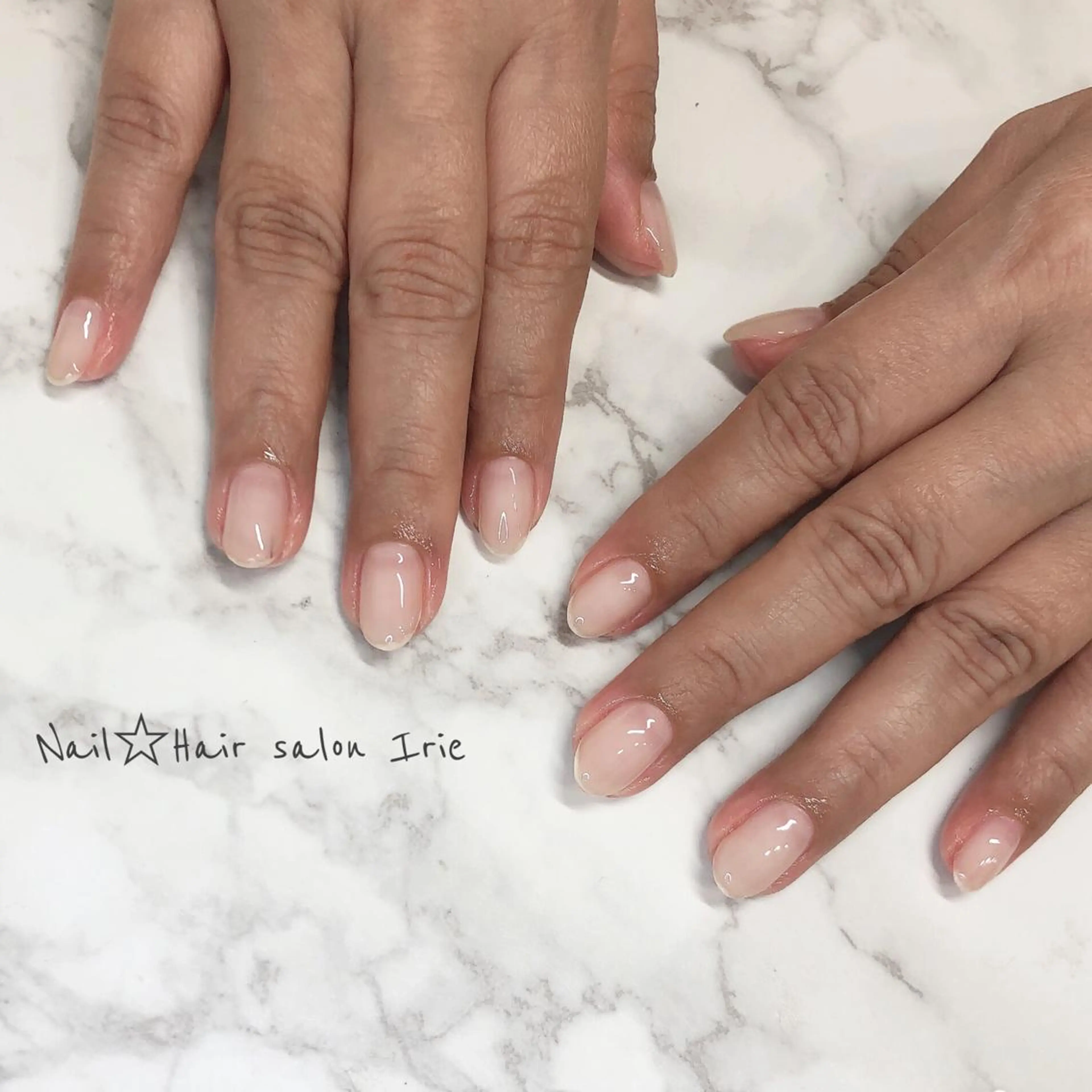 ネイル ハンドネイル ハンドケア 與儀 知佳のネイルデザイン