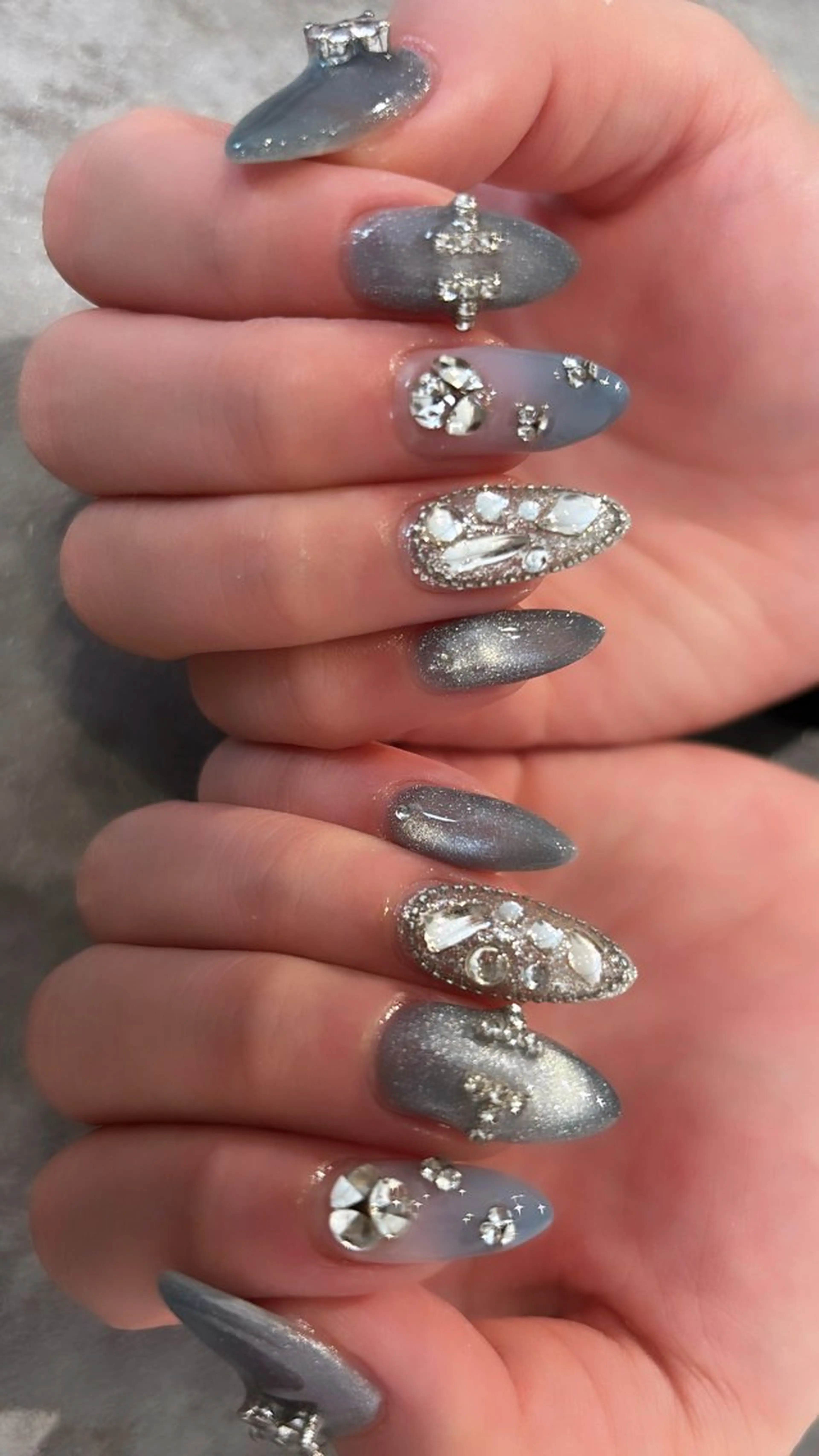 ネイル Mignon 、のネイルデザイン