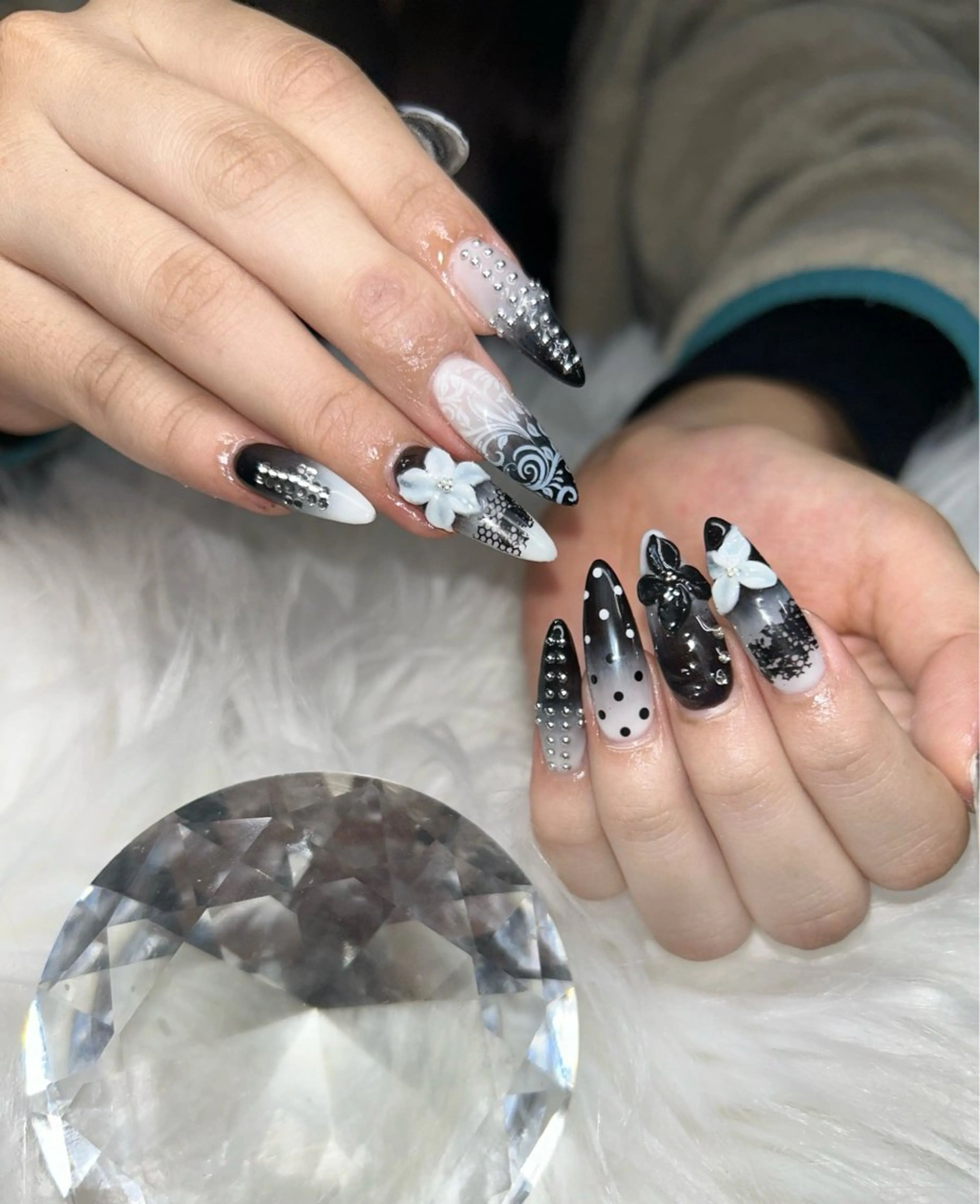 ネイル アートネイル オーロラネイル チークネイル 長さ出し フットネイル Chan nailsのネイルデザイン