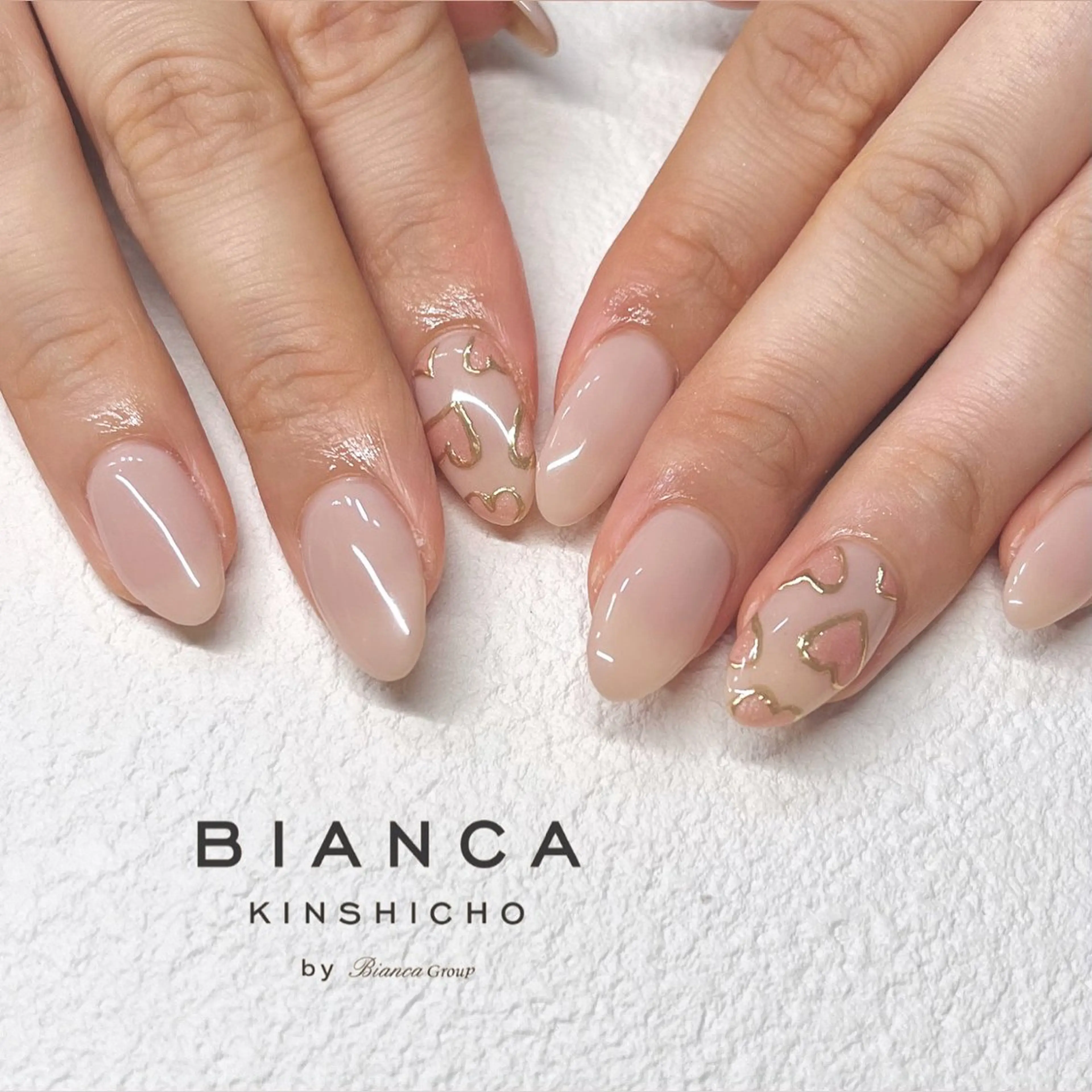 ネイル One’Ness Nana🤍のネイルデザイン