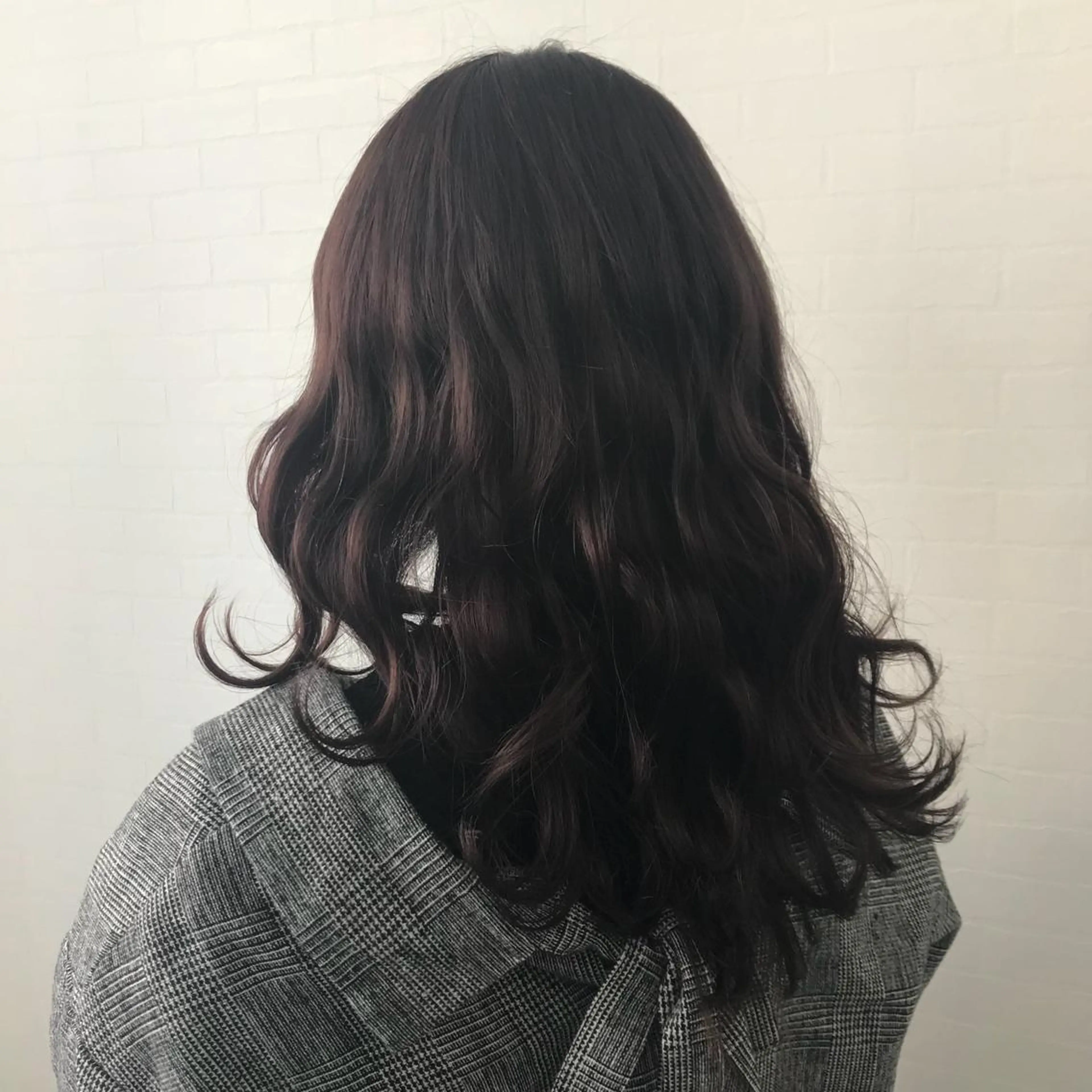 ロング カラー オリーブ/アッシュ やわらか透明感カラーのヘアスタイル