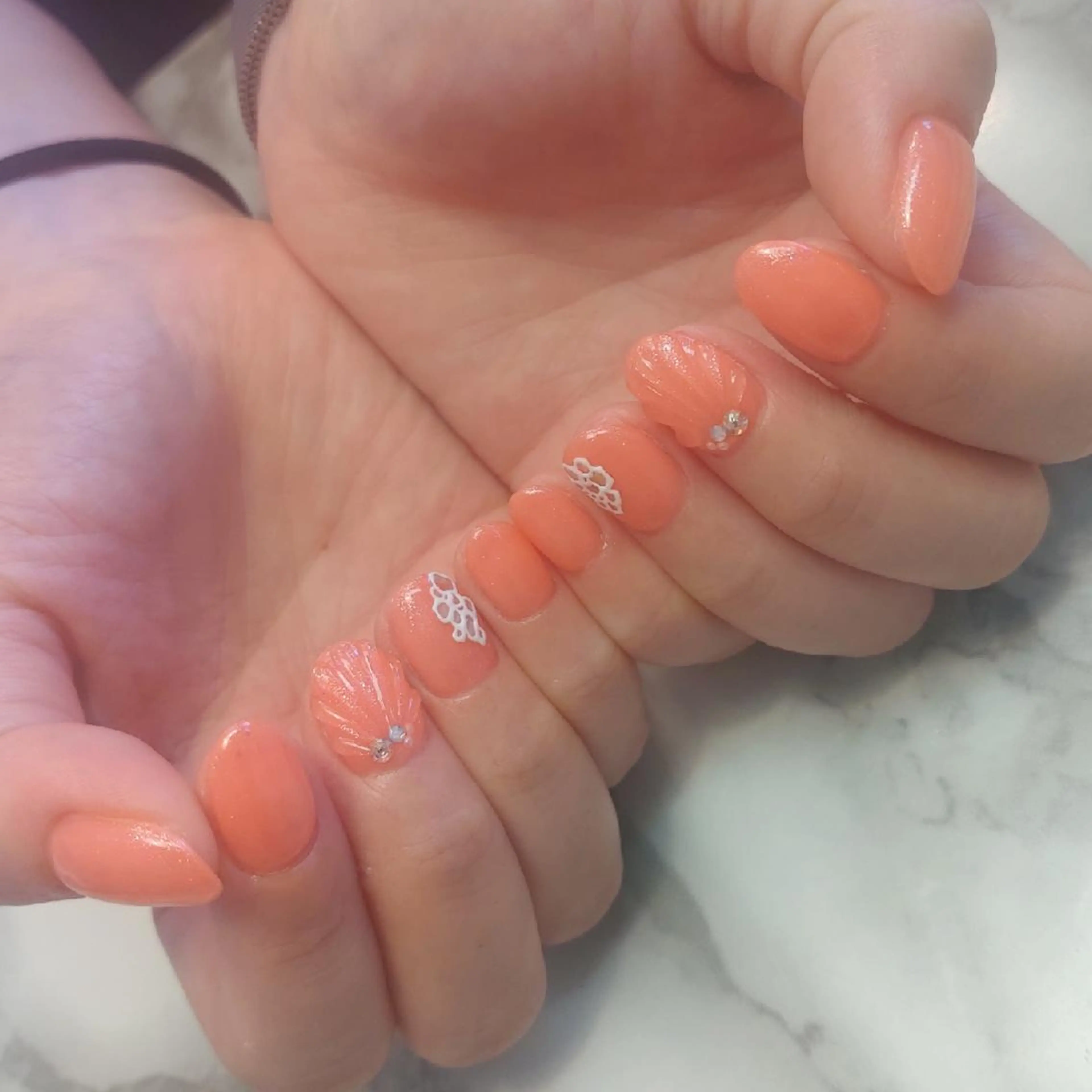 ネイル ジェヌインネイル 河内のネイルデザイン