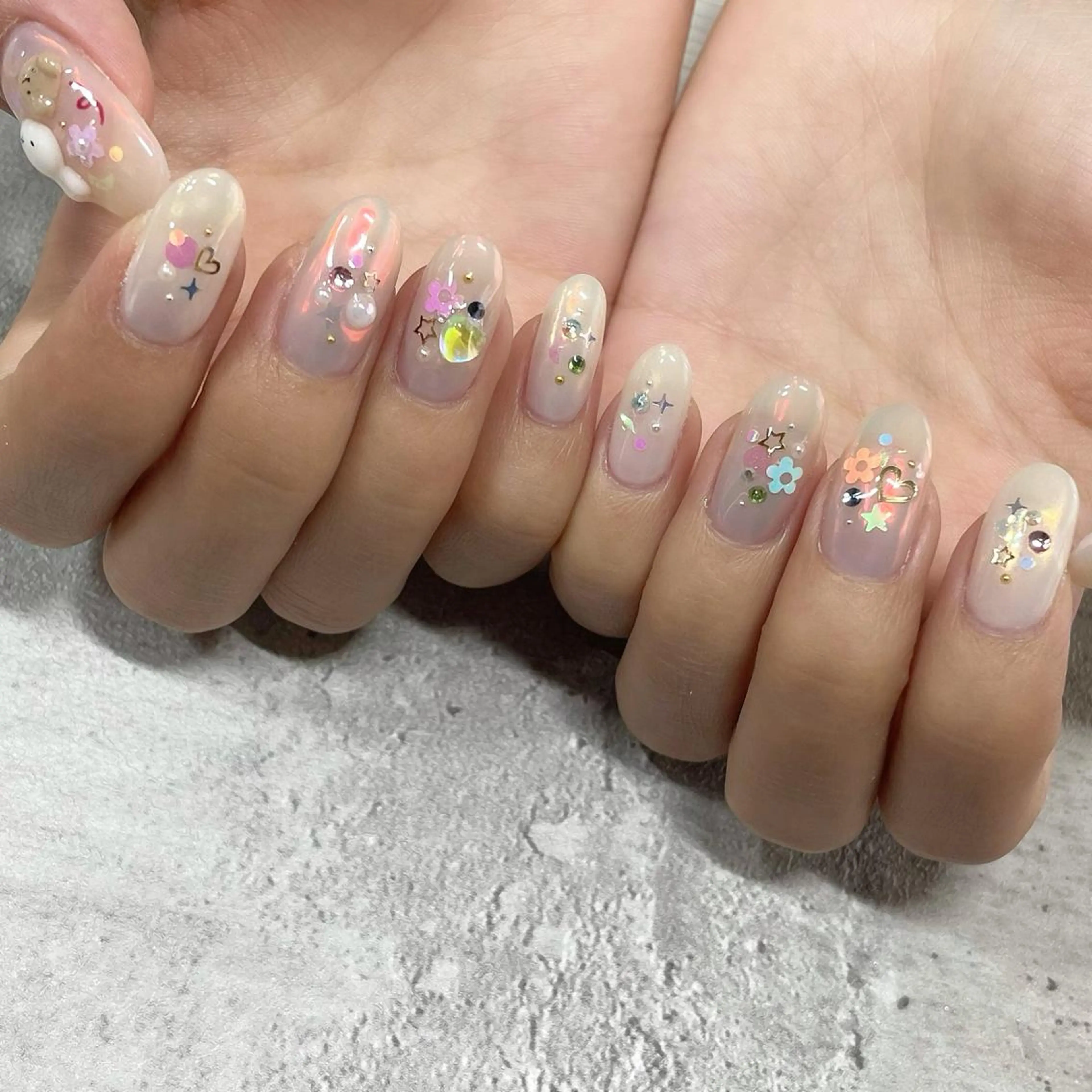 ネイル ジェルネイル 東 千夏のネイルデザイン