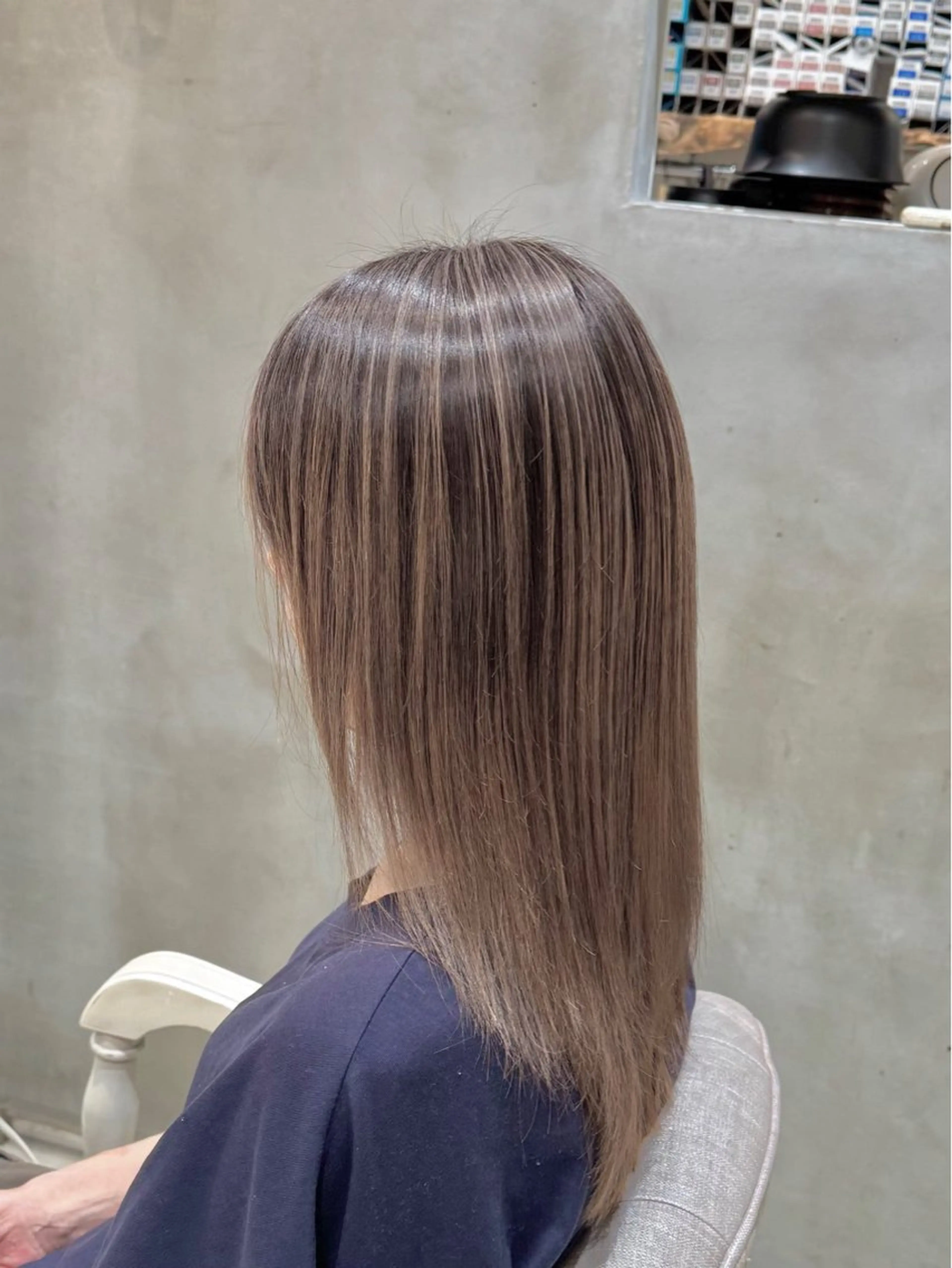 セミロング カラー 透明感カラー ハイライトカラー ハイライト 髪質改善 トリートメント ヘアカラー ukyo/カラー/ ブリーチ/ハイライトのヘアスタイル