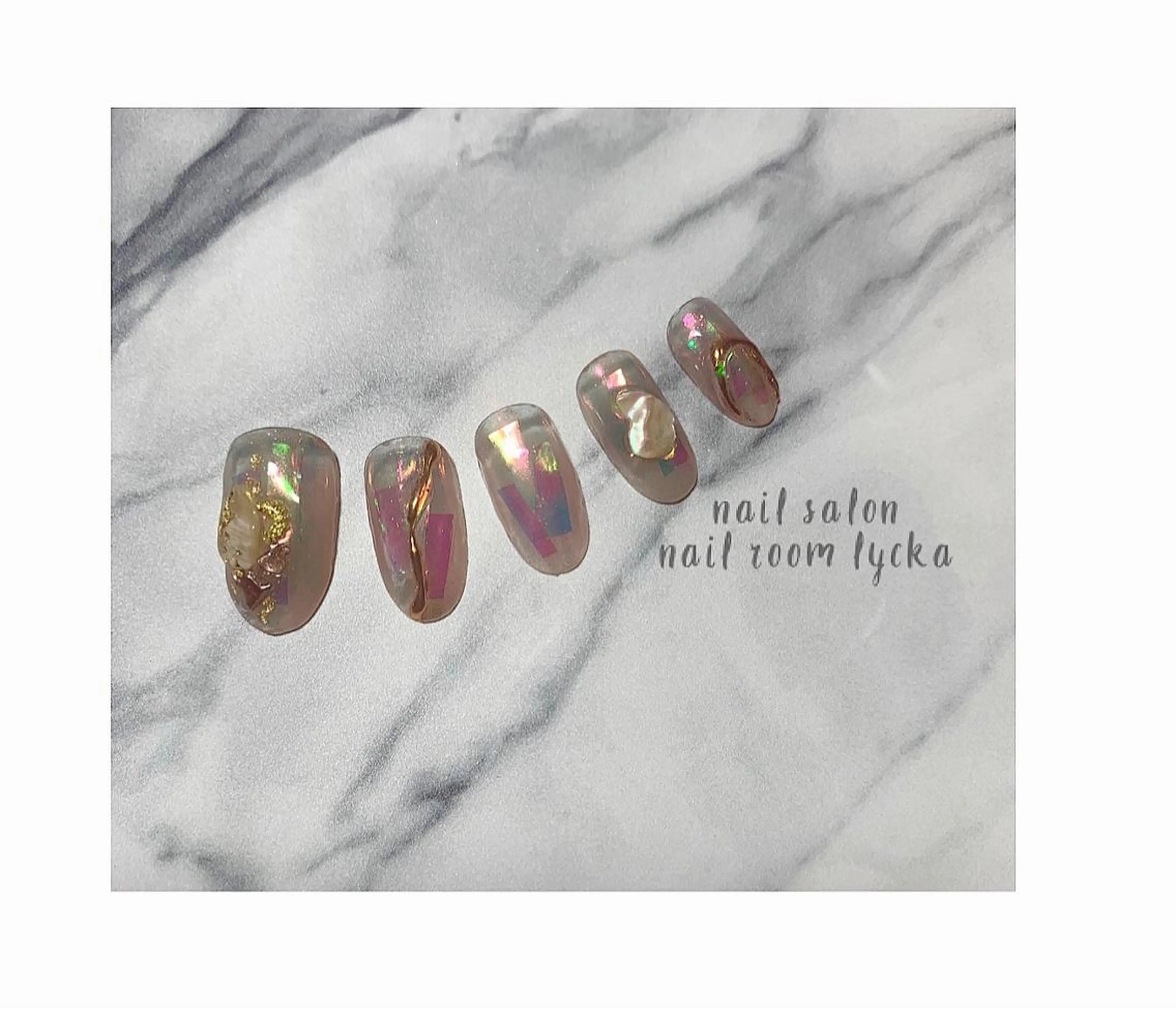 ネイル ﾈｲﾙﾙｰﾑﾘｯｶ 𝐦𝐚𝐲𝐮のネイルデザイン