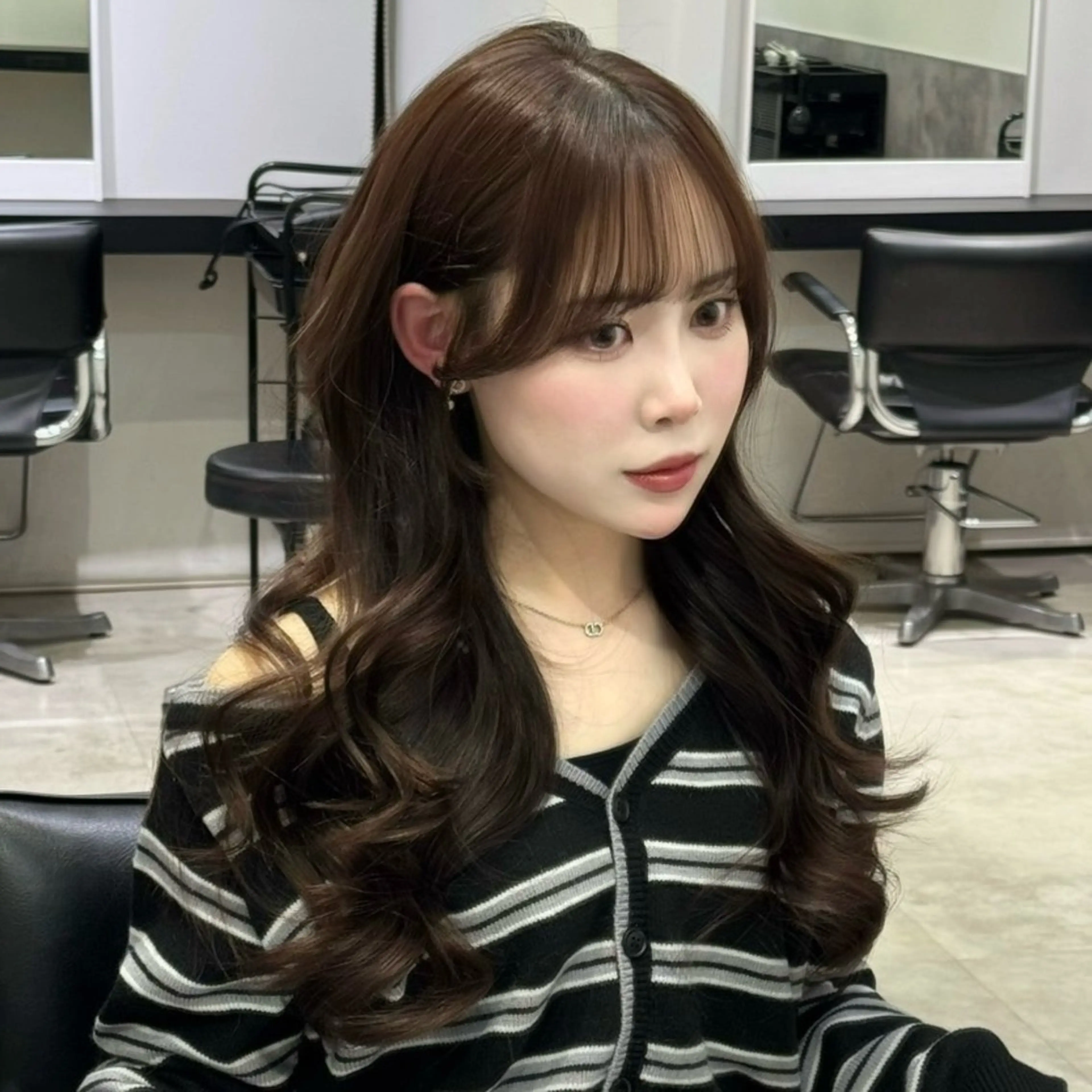 ロング カラー 顔周りカット レイヤーカット 小顔カット カット ヘアカラー トリートメント GO TODAY 原宿Verno店所属・韓国系支持率No.1 レイヤー特化/きょうのヘアスタイル