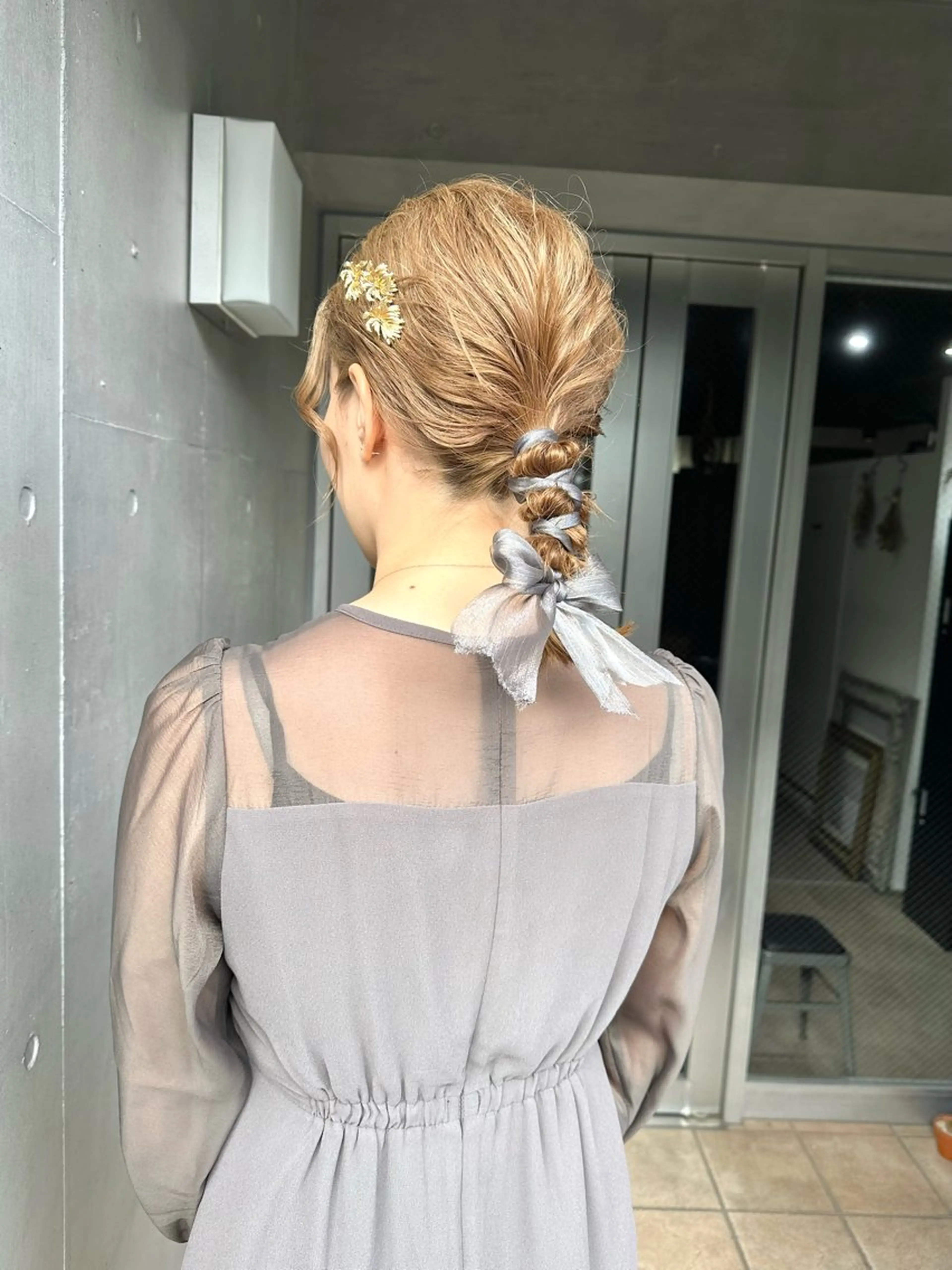 ヘアアレンジ 結婚式・ブライダル ARCANAブリーチ ダブルカラー🌟原宿のヘアスタイル