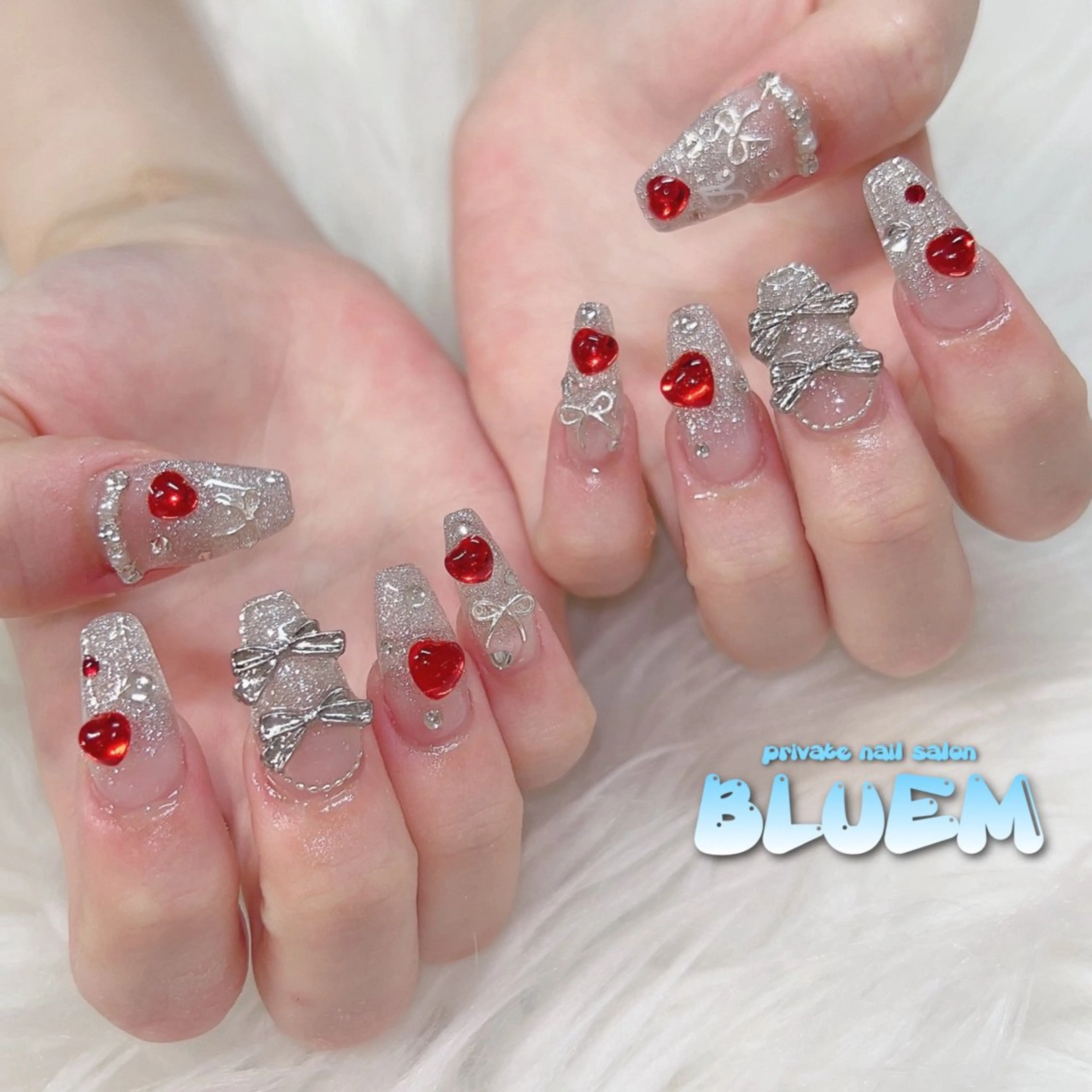 ネイル ハンドネイル BLUEM なな🐶のネイルデザイン