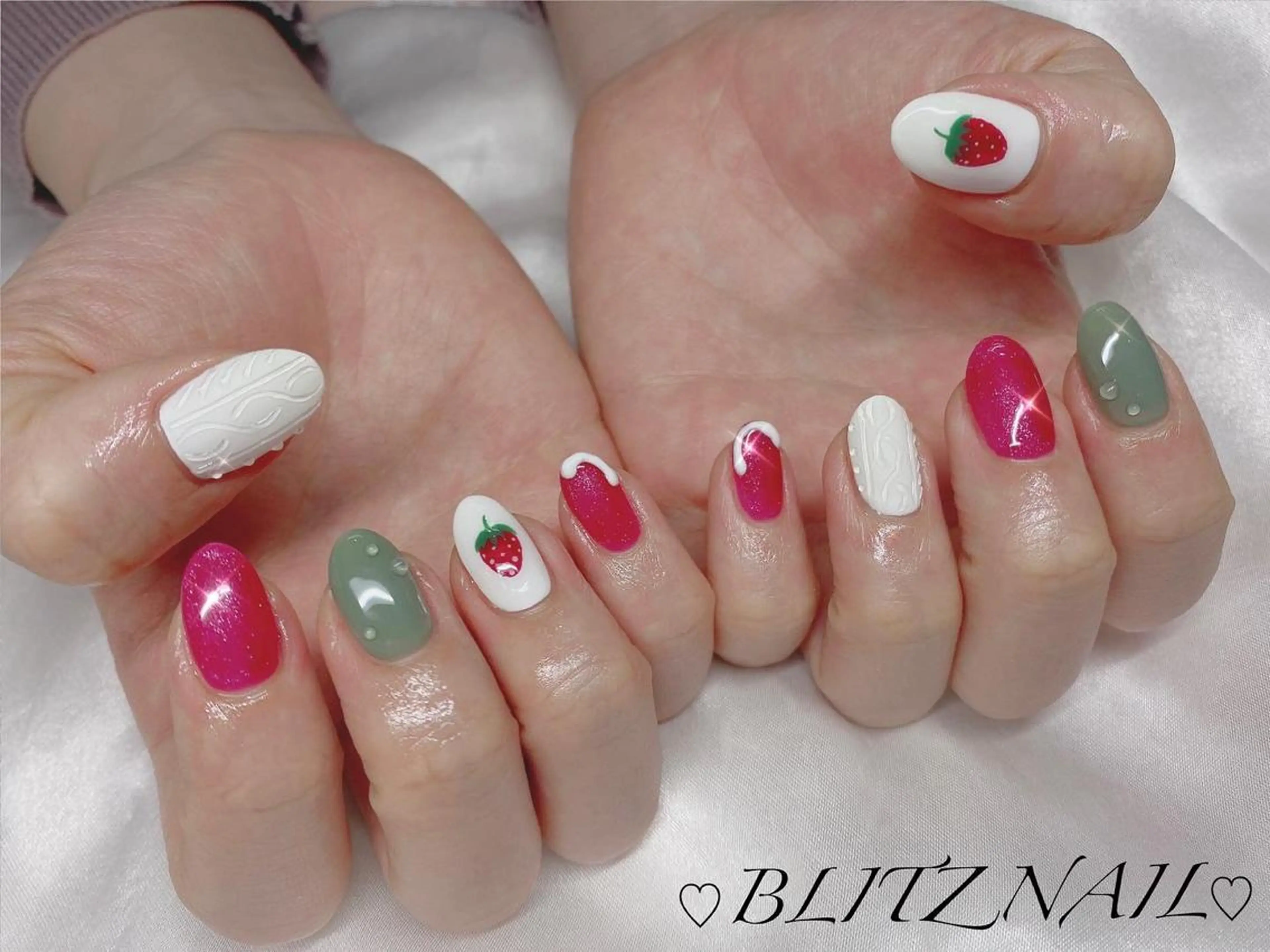 ネイル BLITZ Nail 岩田💅🏻✨のネイルデザイン