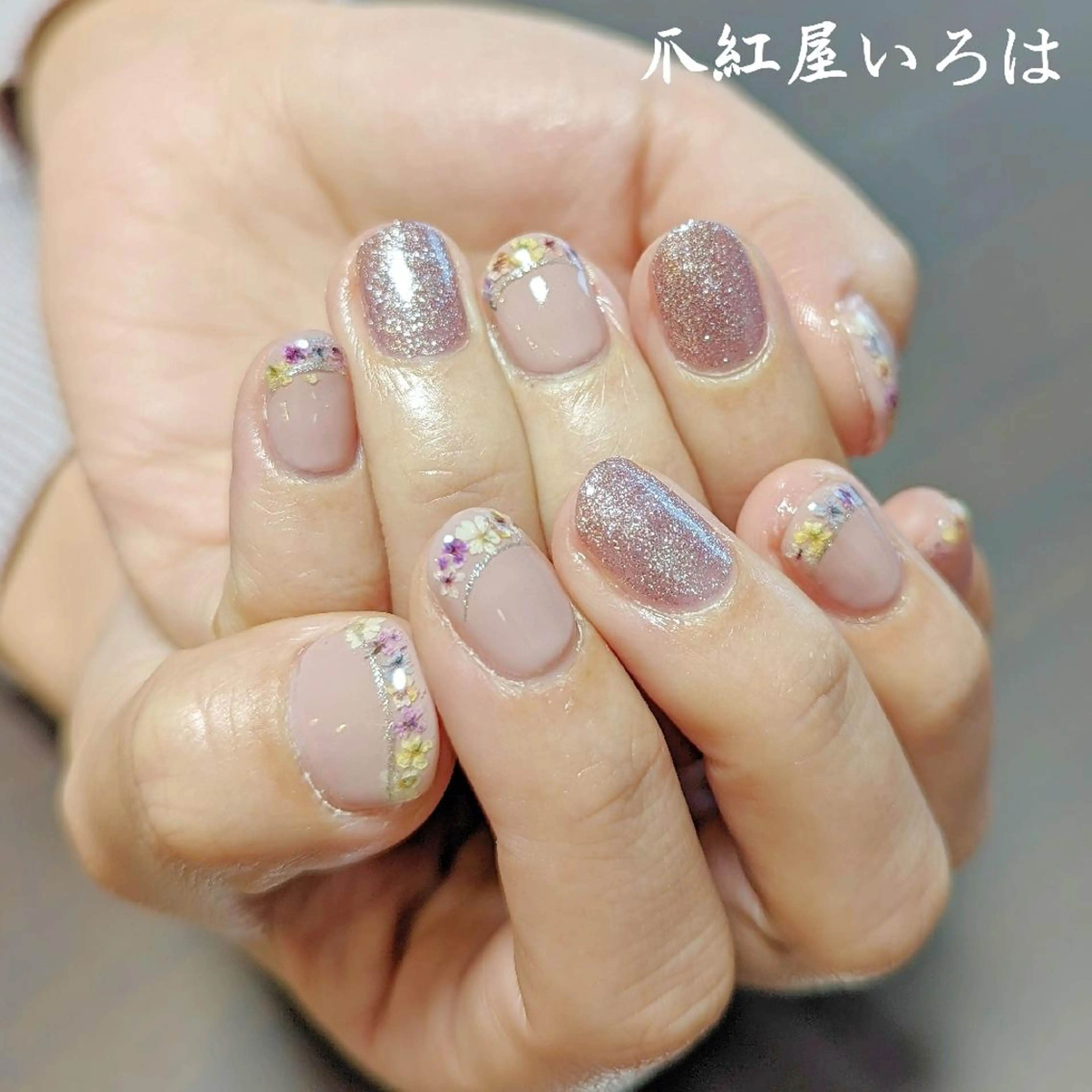 ネイル 爪紅屋 いろはのネイルデザイン