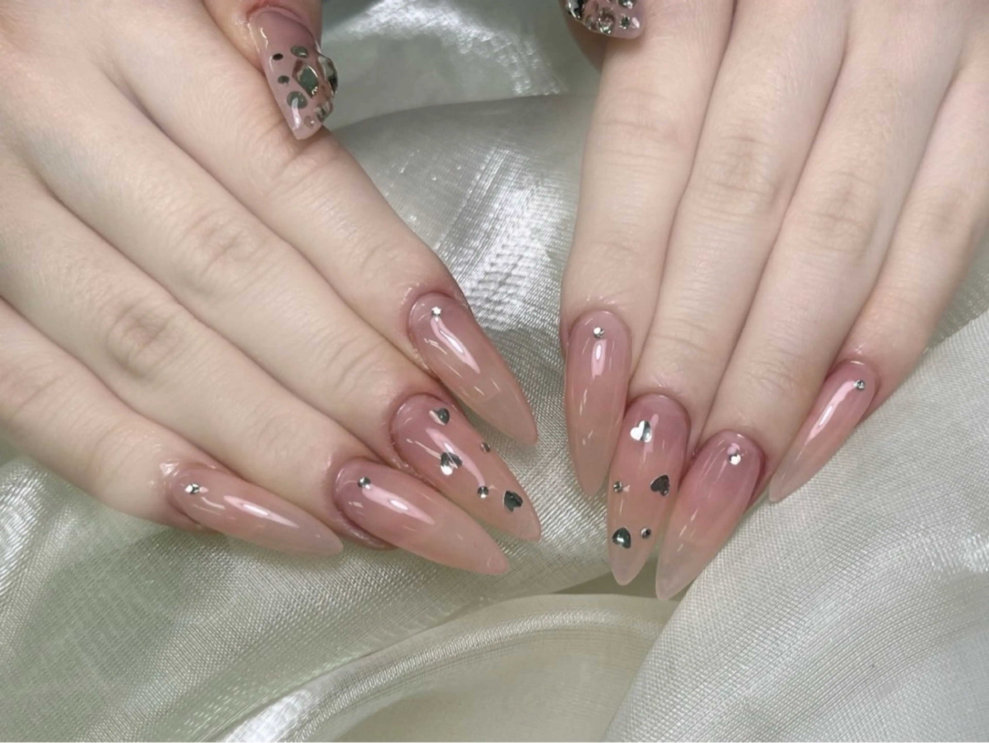 ネイル ハンドネイル lucky nail 歌舞伎町のネイルデザイン