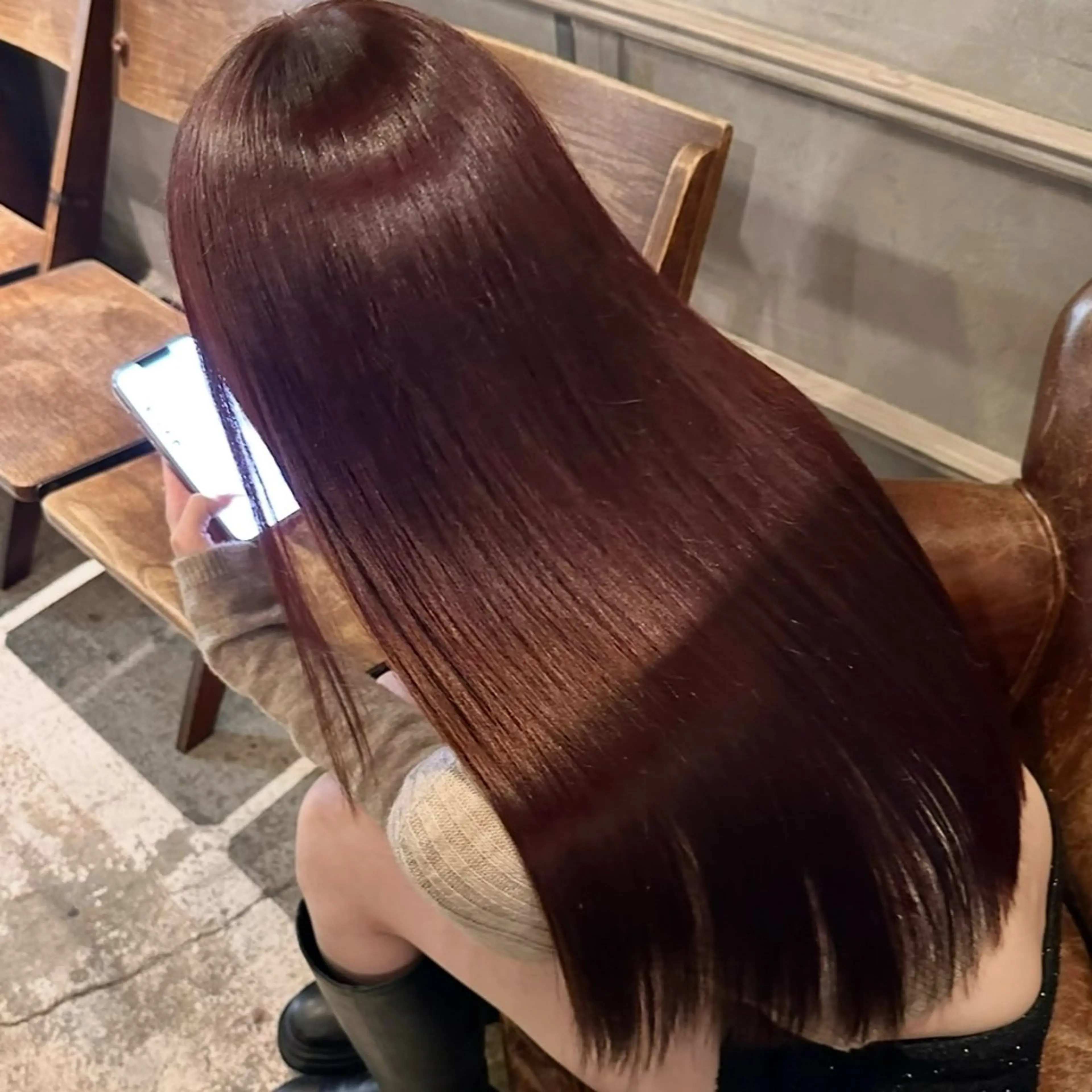 セミロング カラー カット ヘアカラー おしゃれハイトーン 💗AKARIのヘアスタイル