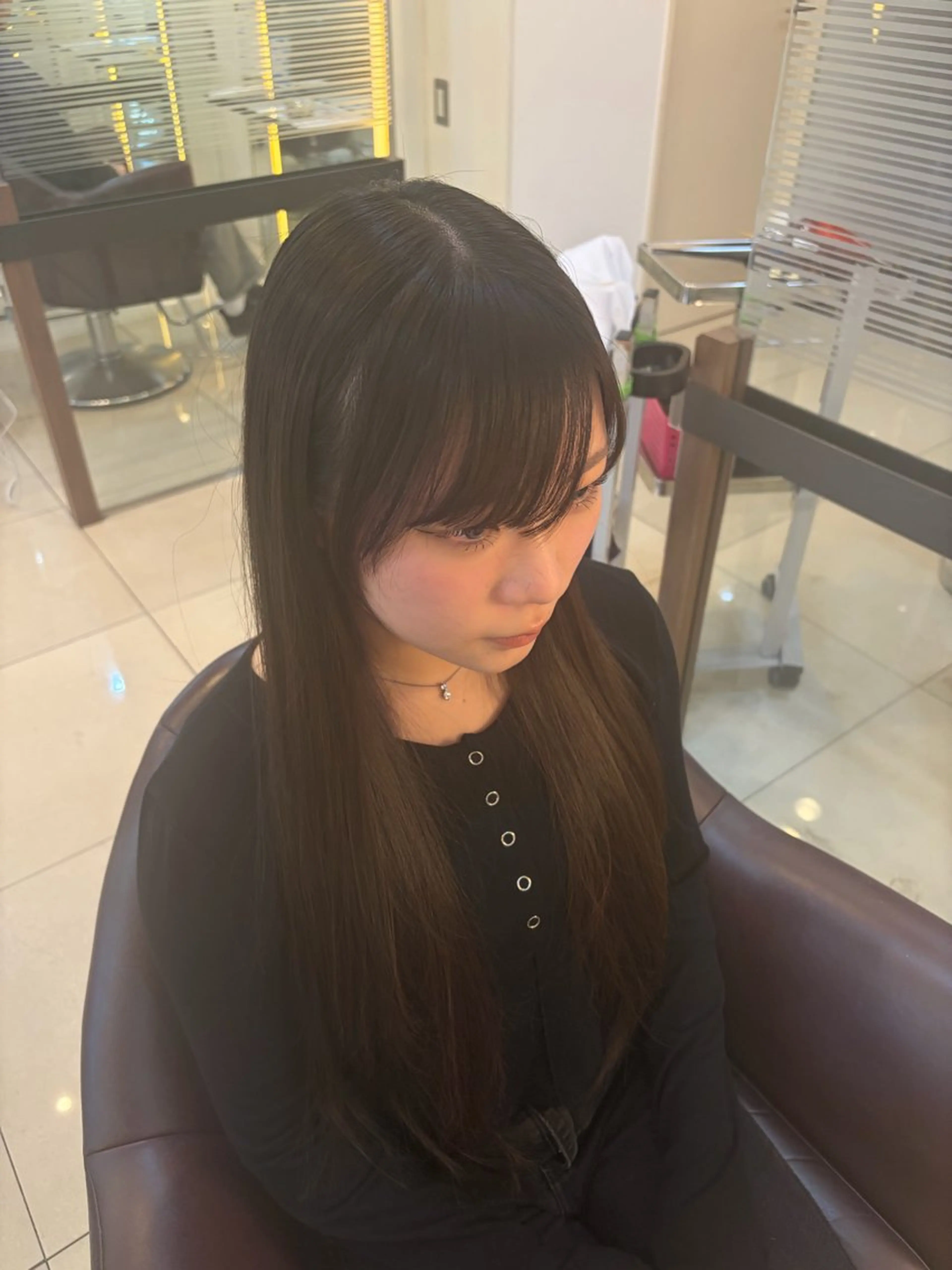 ロング カット ноиокa🎀韓国 レイヤー×暖色カラーのヘアスタイル