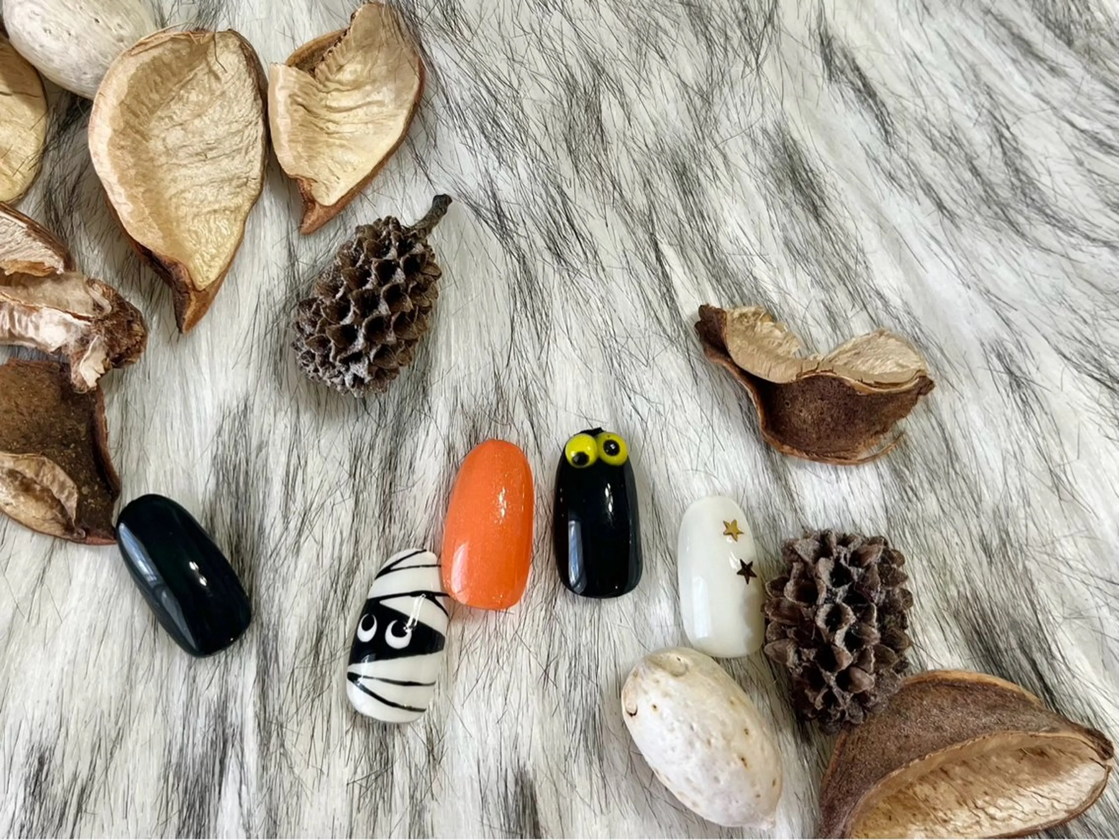 ネイル ジェルネイル ハロウィン メンズネイル パラジェル ワンホンネイル kiki nail &brow二子玉川の眉毛・アイブロウイメージ