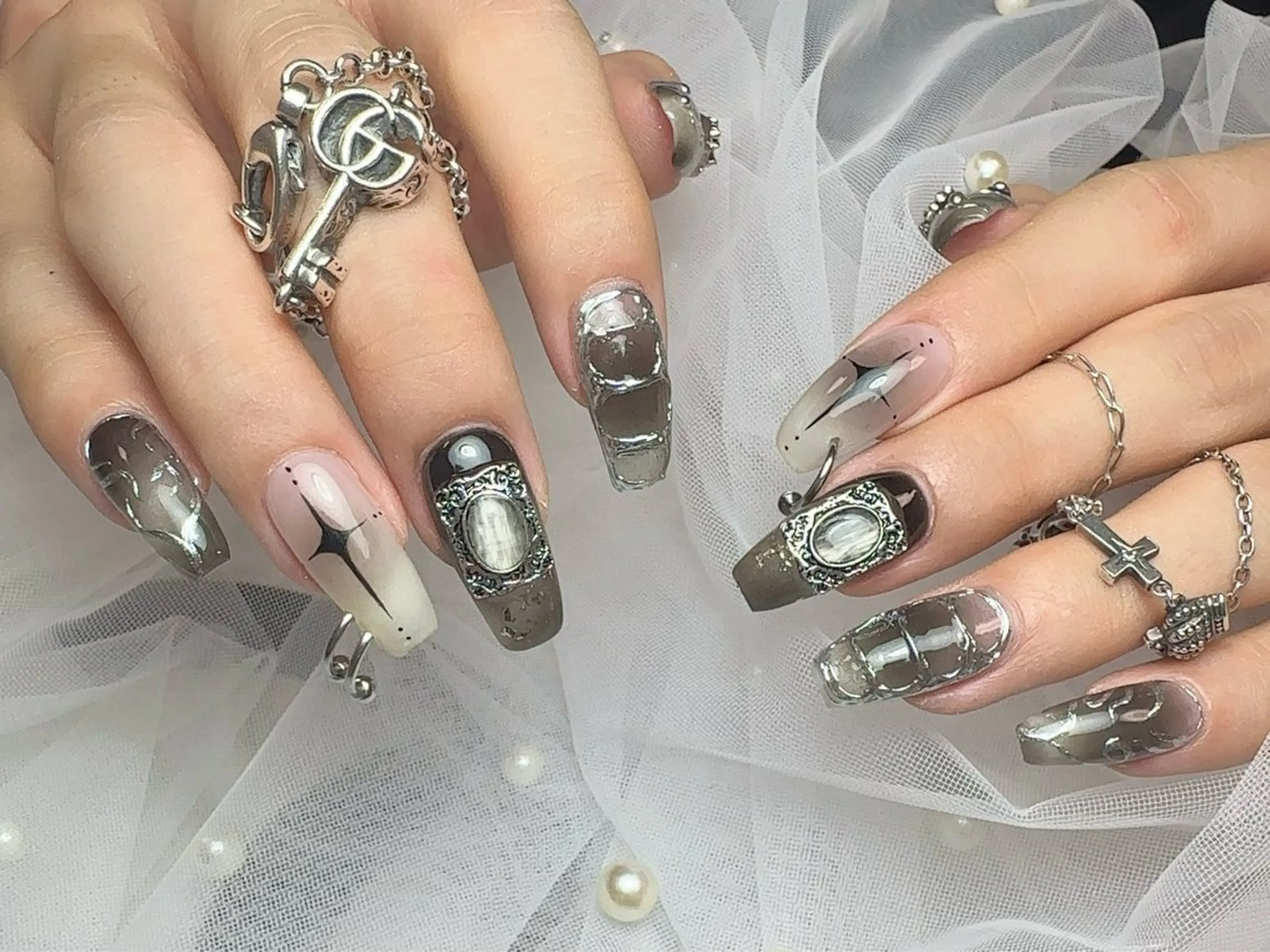 ネイル 成人式 長さ出し フットネイル フレンチネイル ジェルネイル nail salon Feerieのネイルデザイン