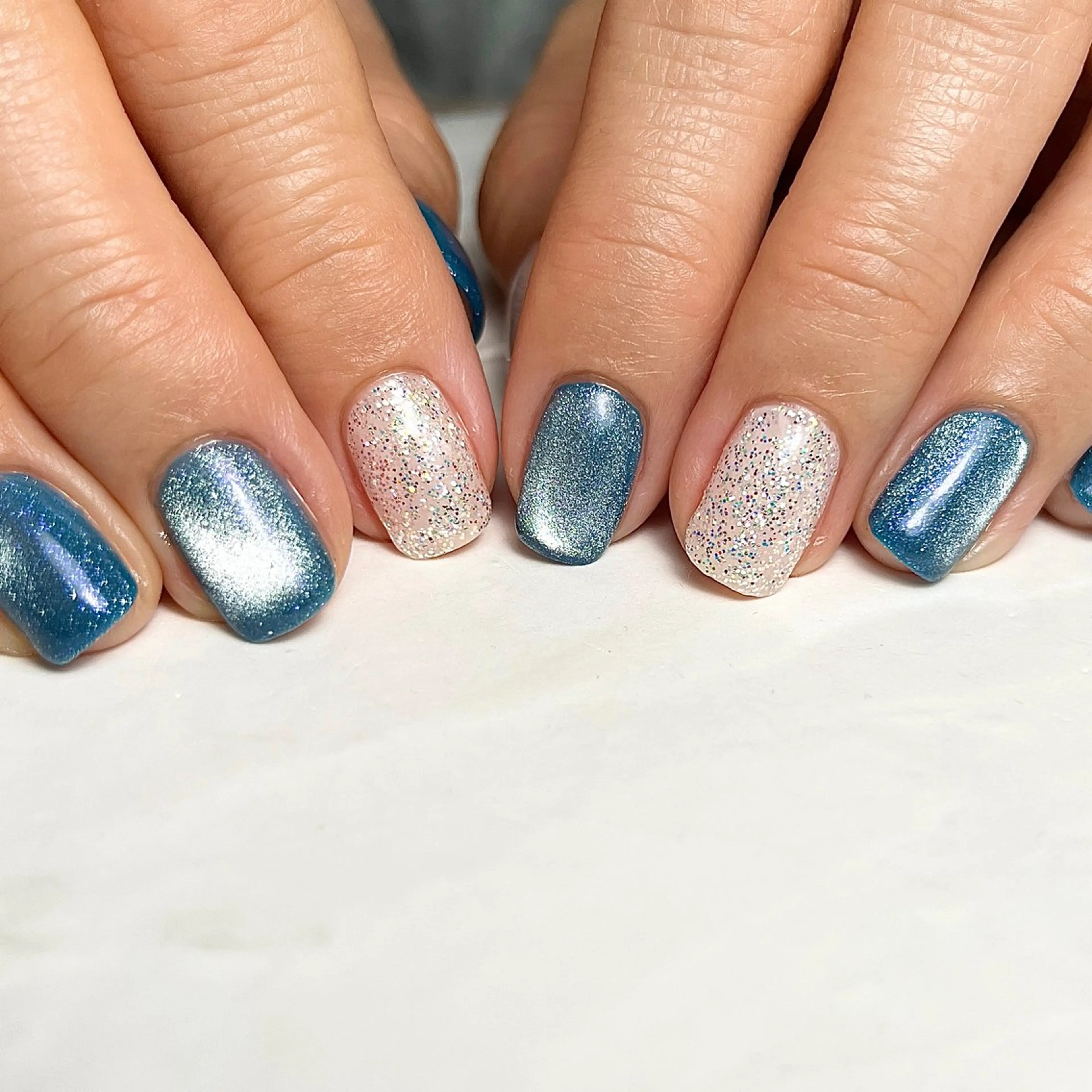 ネイル マグネットネイル コエリネイル &エステのネイルデザイン