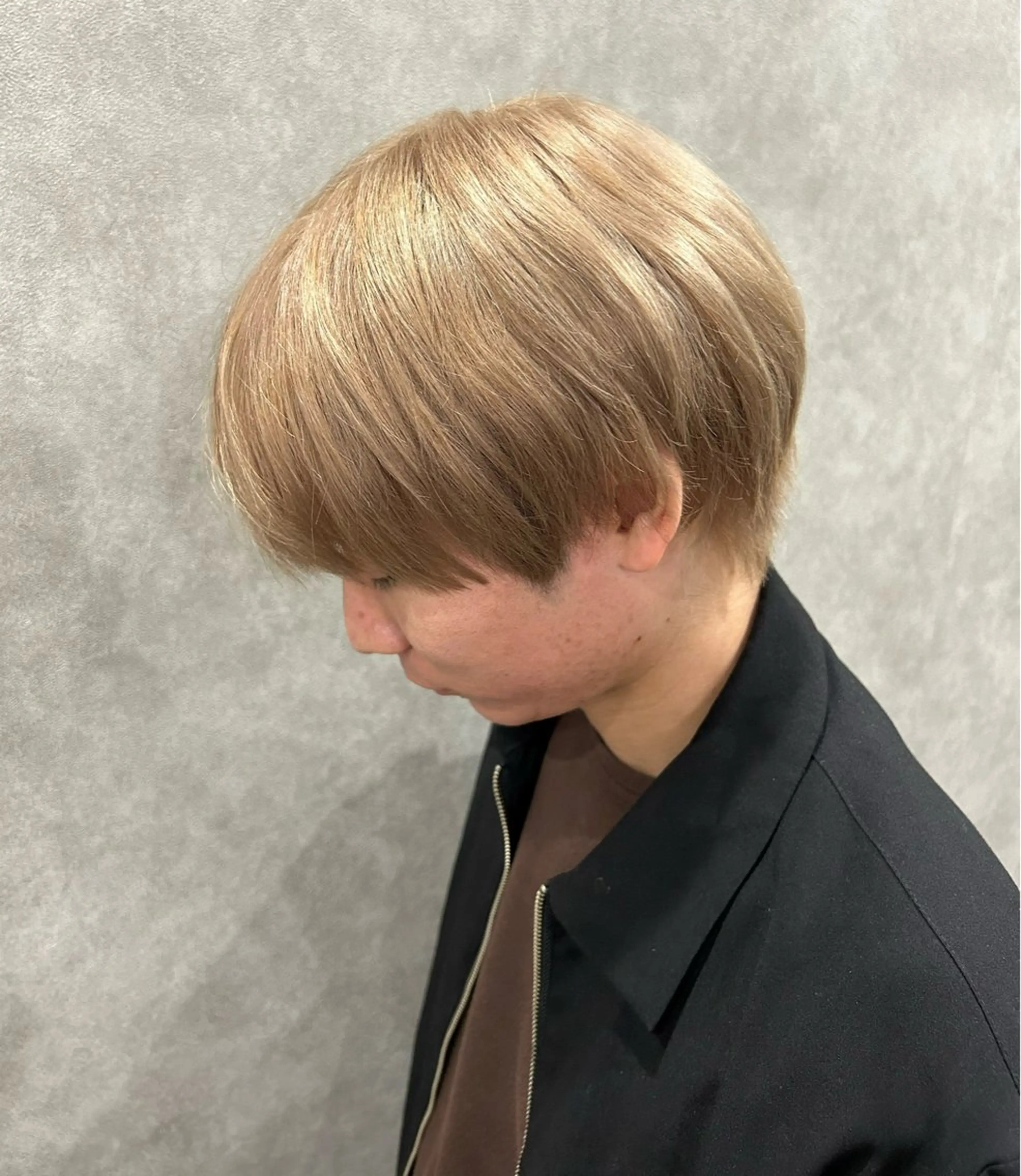 ショート カラー メンズ ベージュカラー ヘアカラー トリートメント ミルクティー職人× HIROSEのヘアスタイル