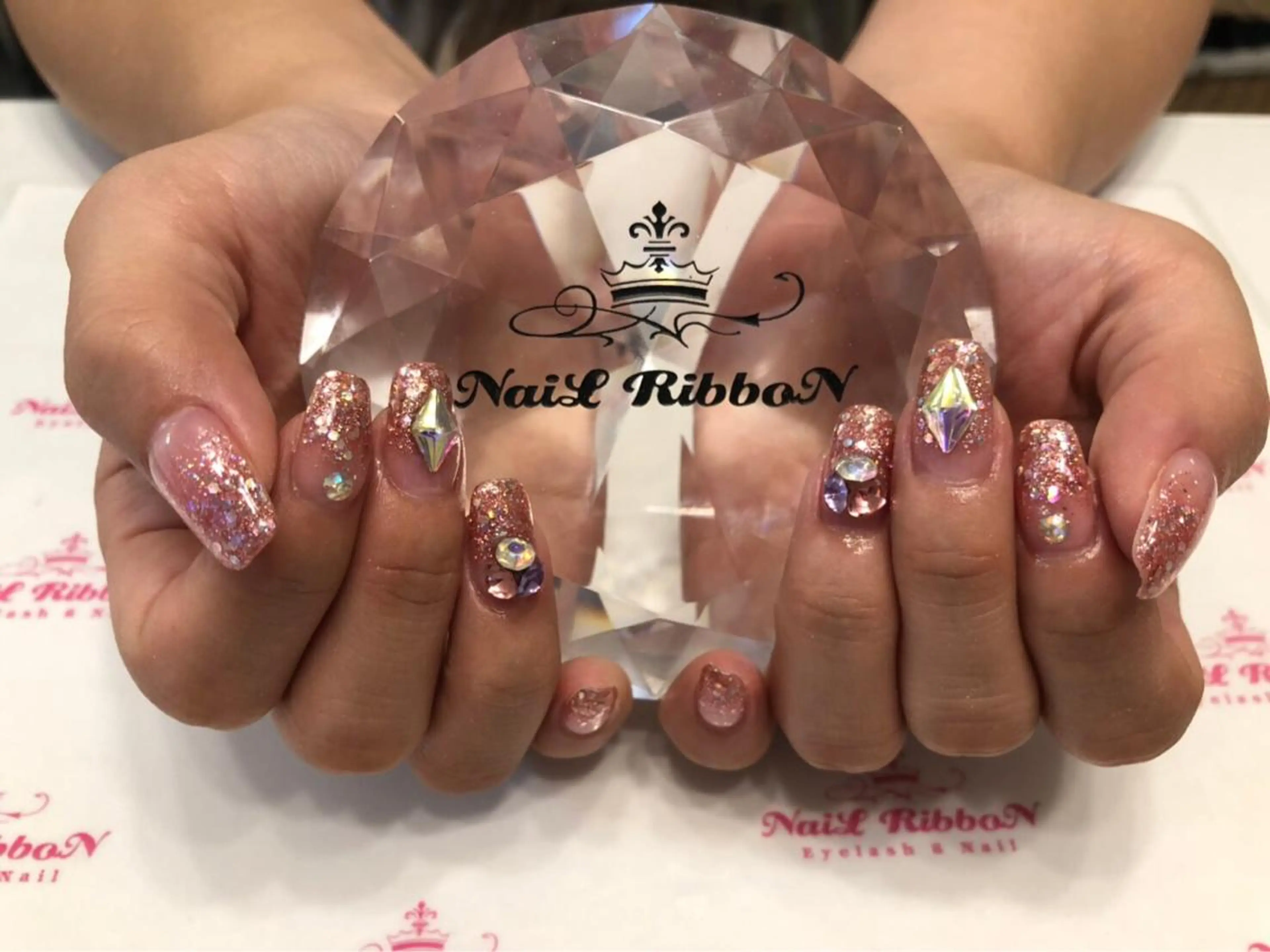 ネイル 春ネイル ネイルリボン 受付スタッフのネイルデザイン