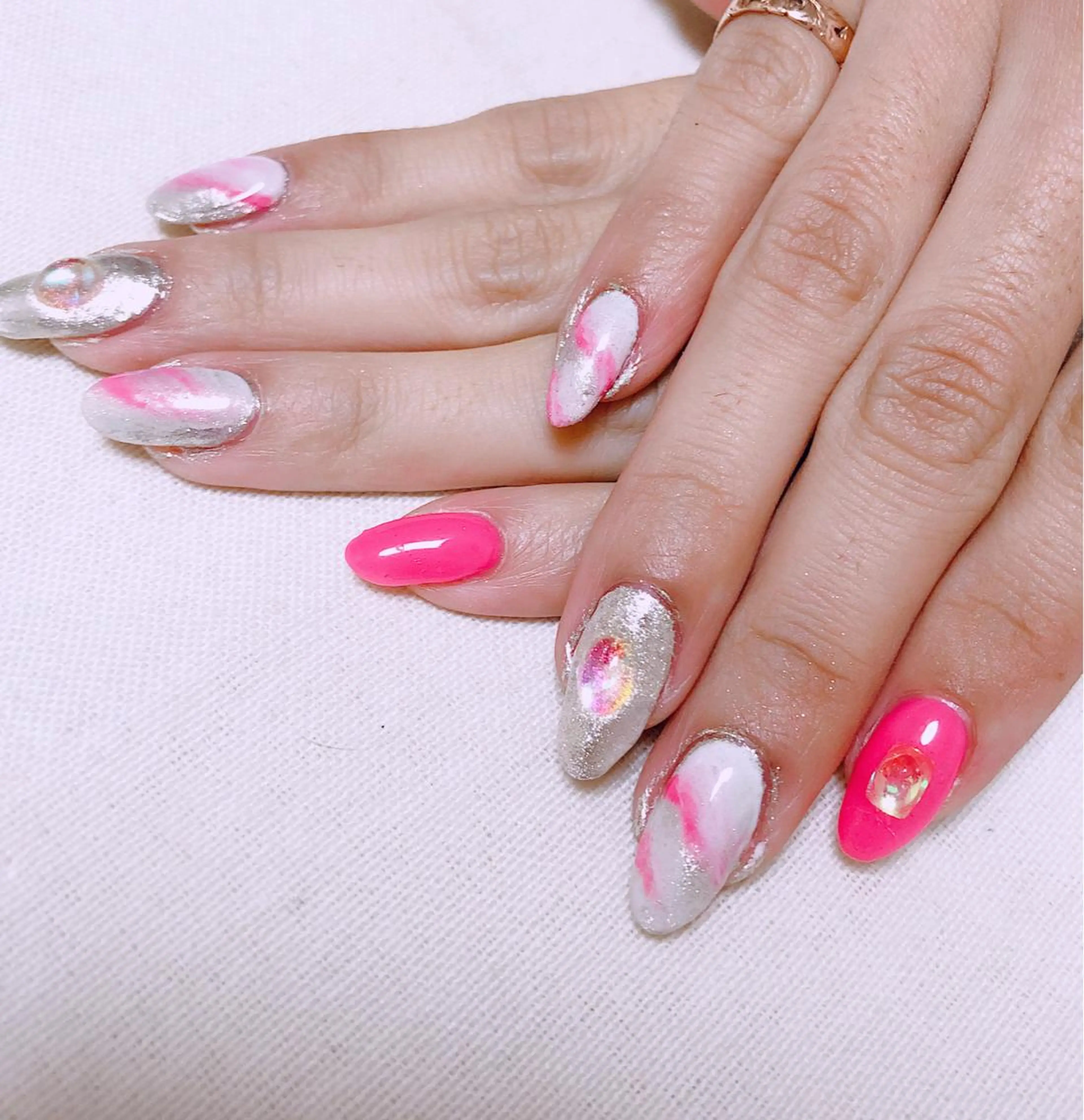 ネイル AZU nailのネイルデザイン