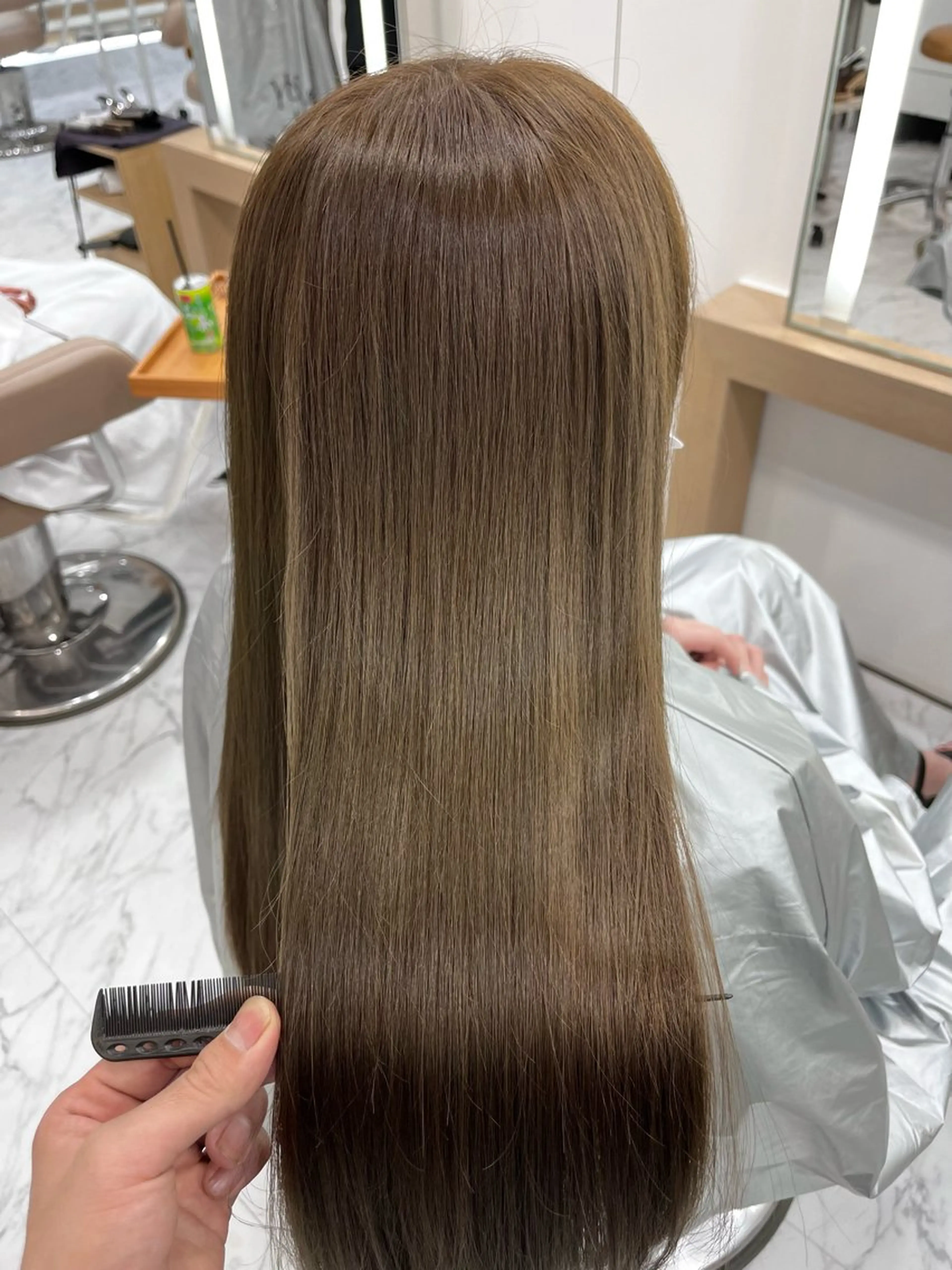 【透明感×ツヤ髪】赤み無しオリーブカラー＋トリートメント ¥13,310の写真