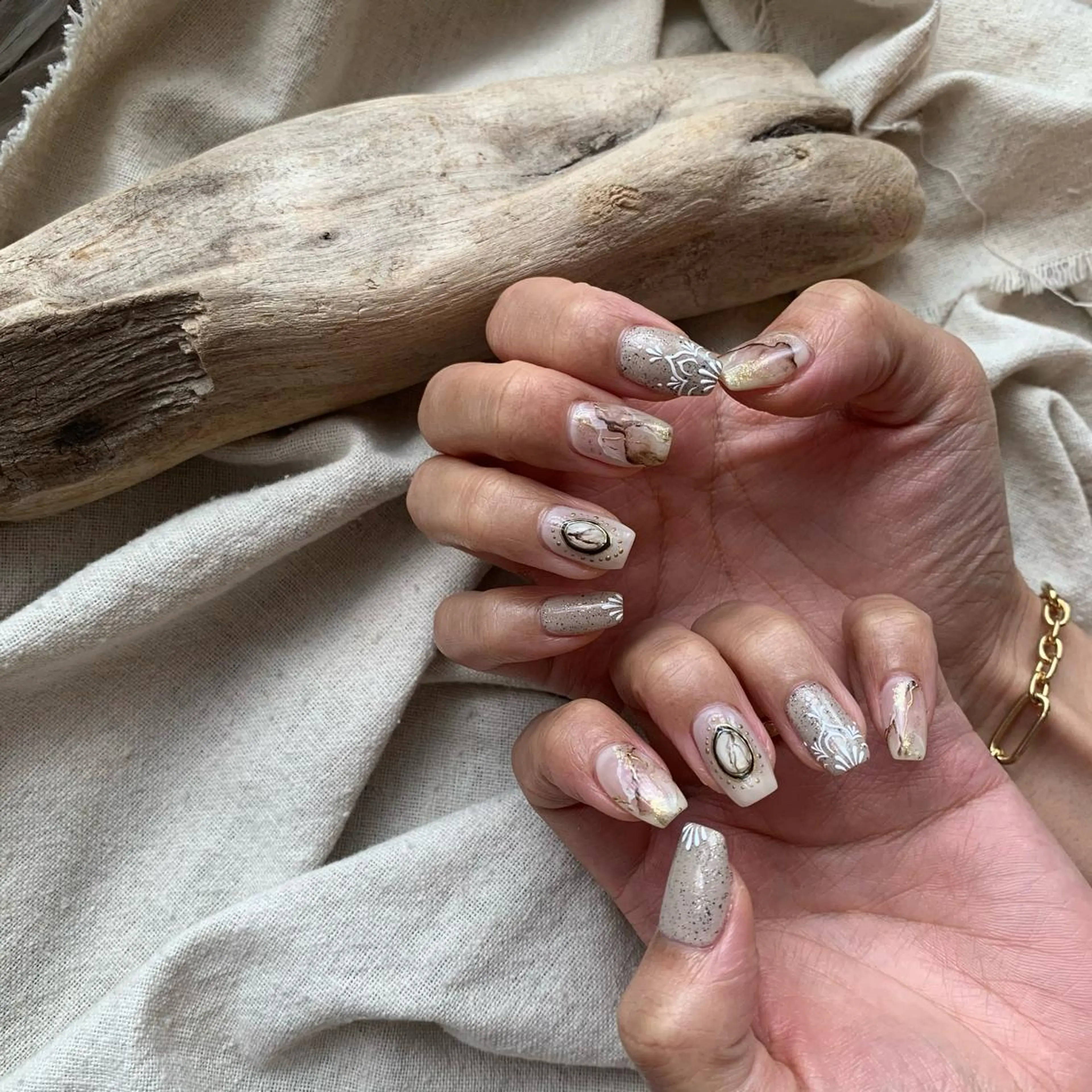 ネイル ハンドネイル ERI Nailistのネイルデザイン