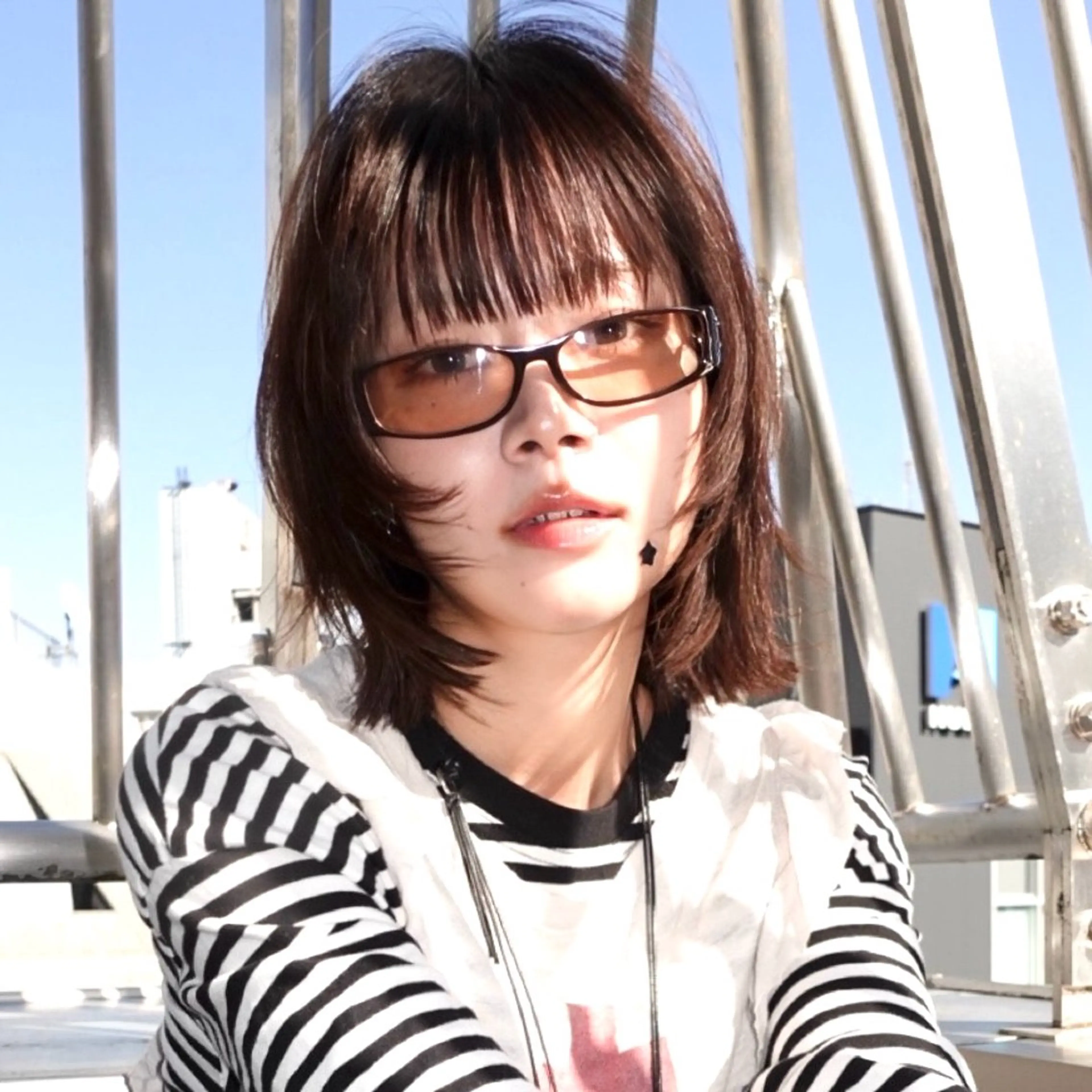 ミディアム ボブレイヤー ボブ レイヤーカット 外ハネヘア STUNNING.所属・レイヤーカット ボブ　渋谷のヘアスタイル