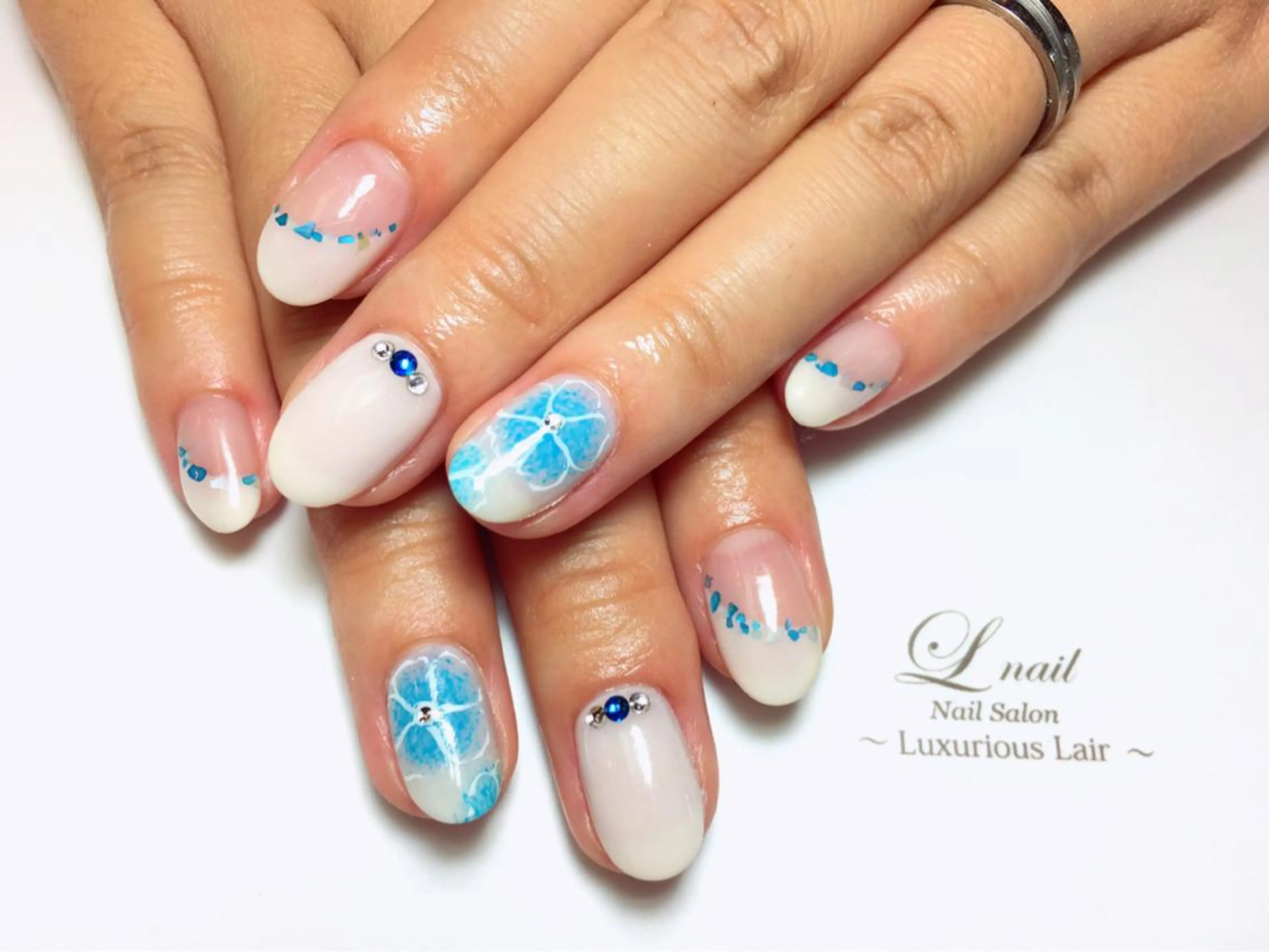 ネイル Li'leaNail AINAのネイルデザイン