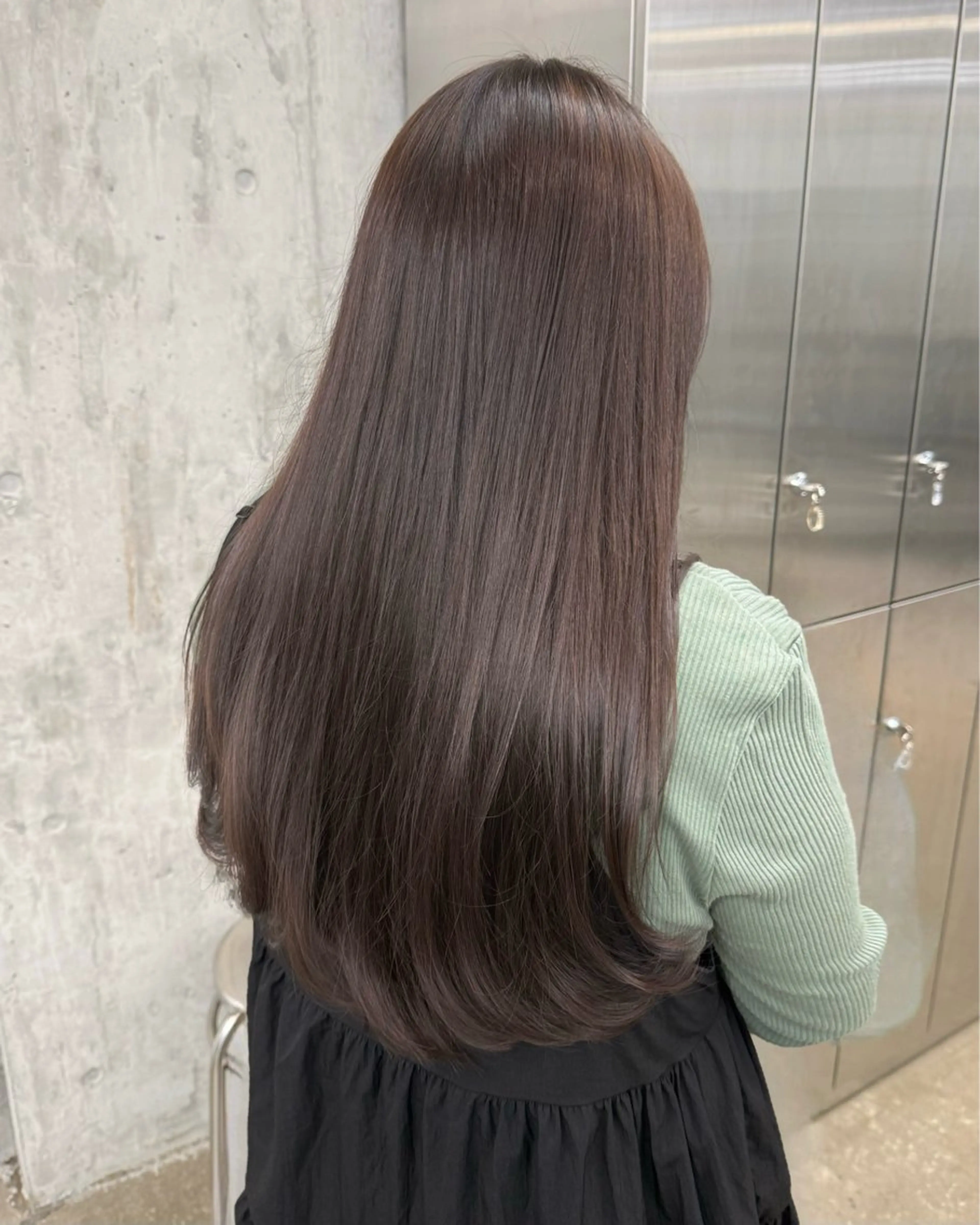 ロング カラー カット ヘアカラー トリートメント 高橋大樹/グレージュ 透明感/髪質改善のヘアスタイル