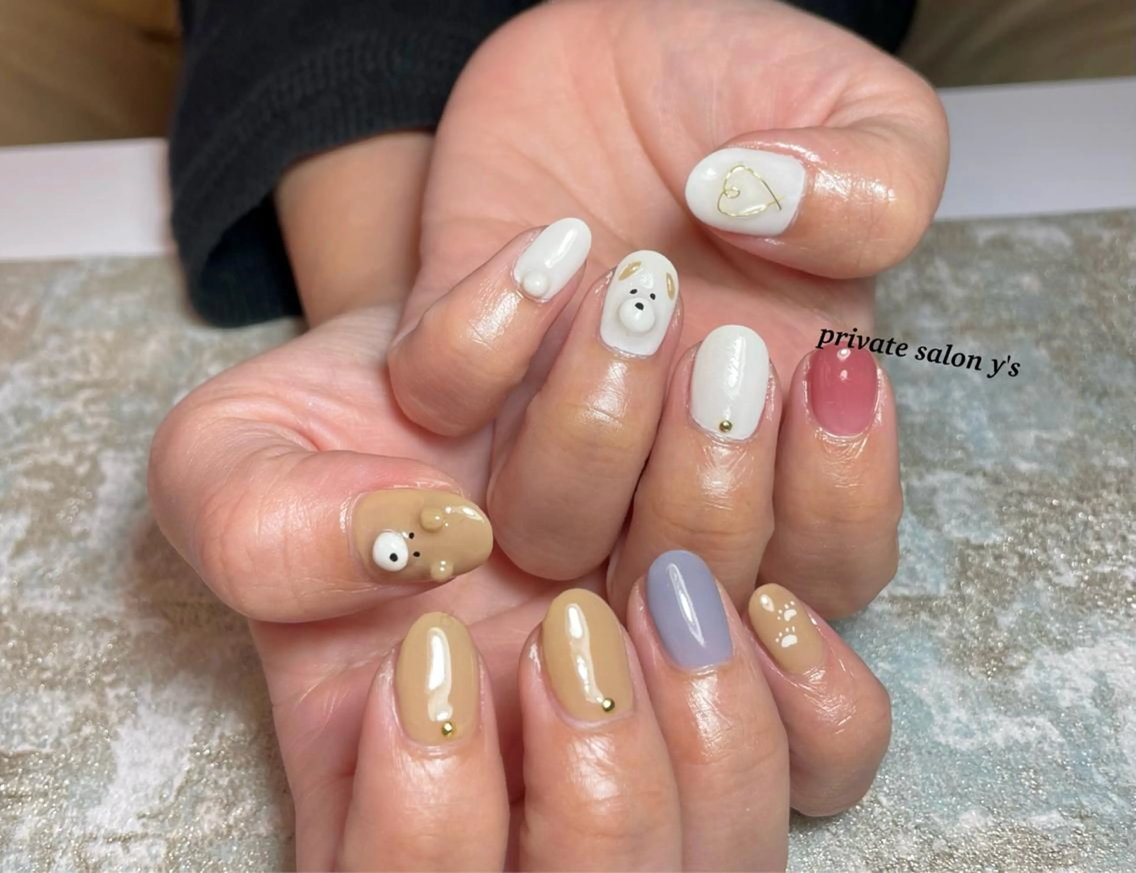 ネイル y' sのネイルデザイン