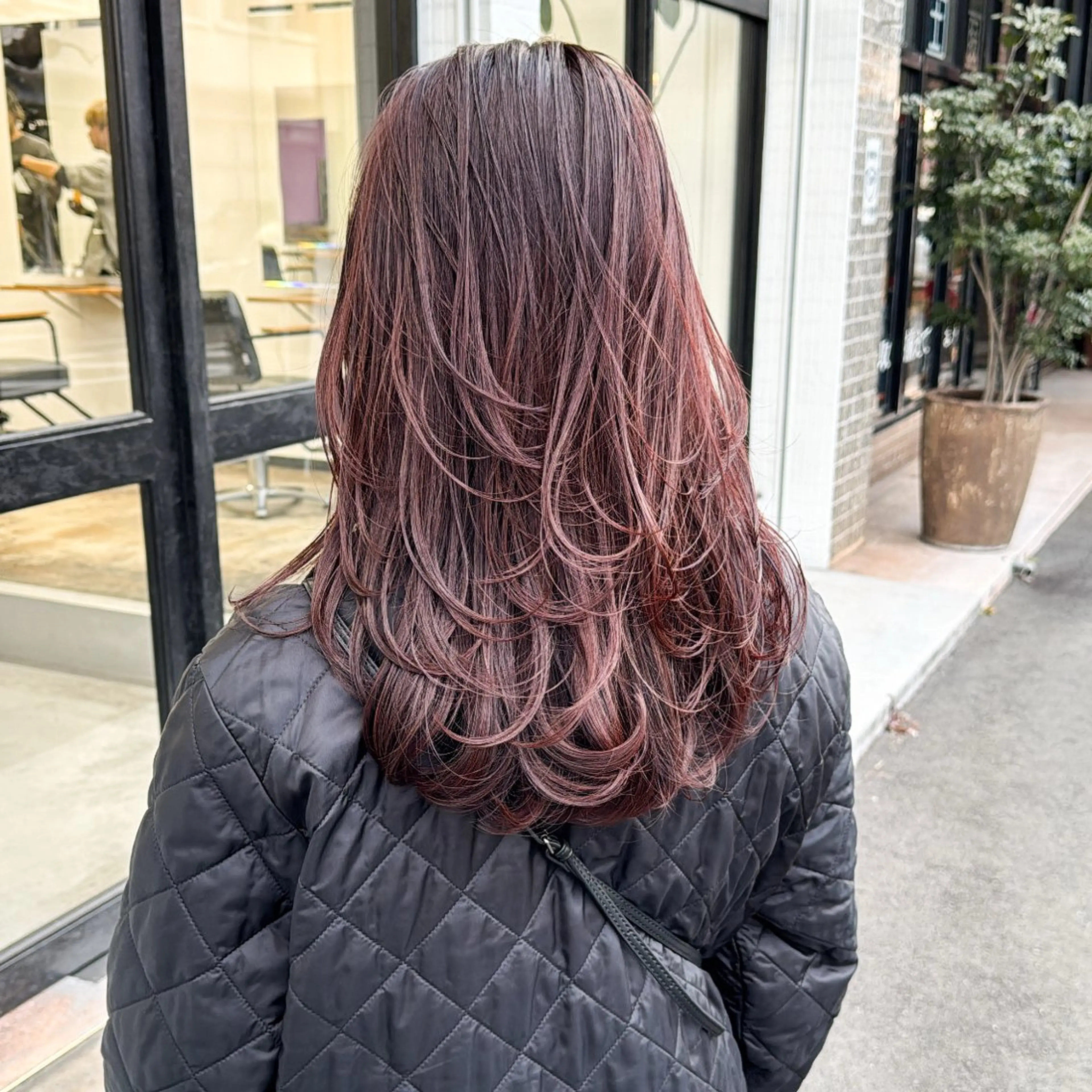 セミロング カラー レイヤーカット カット ヘアカラー 問屋町sol.🌿 NAOYAのヘアスタイル