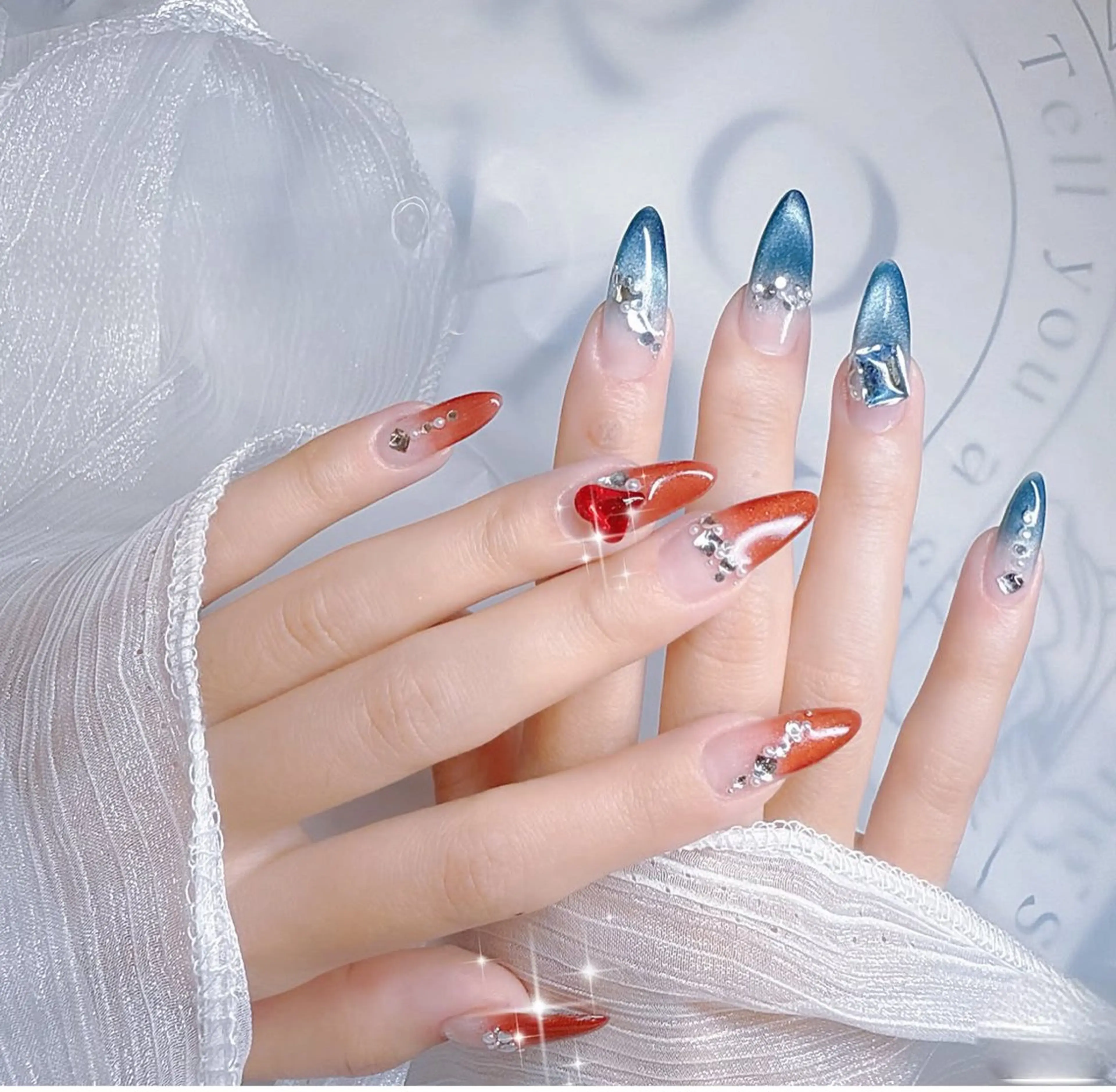 ネイル フレンチネイル キラキラネイル マグネットネイル ミラーネイル ニュアンスネイル MeiMei Nail モデル募集のネイルデザイン