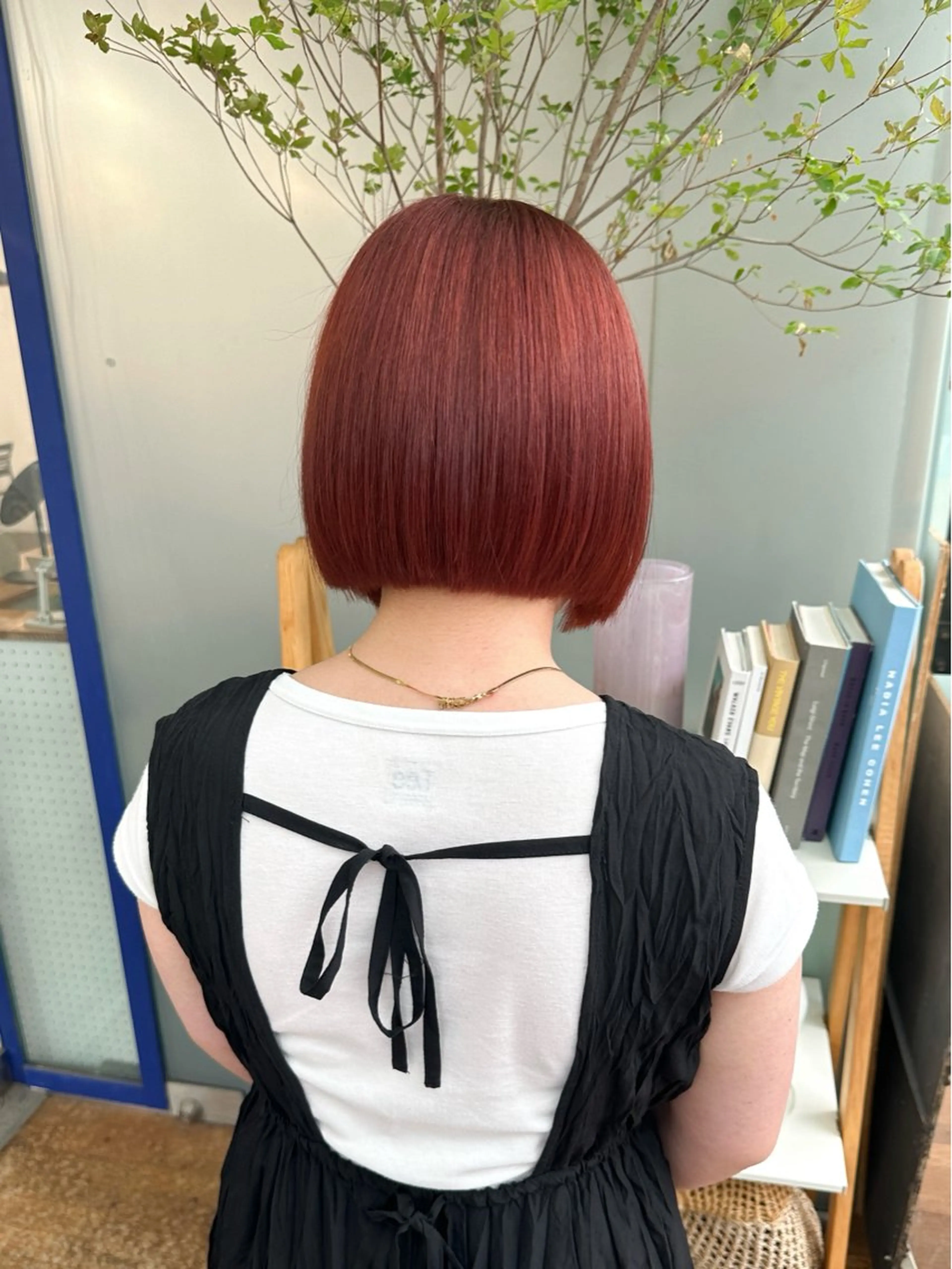 ミディアム カラー オレンジ 磯　亜由香🌼 ブリーチ/ボブカットのヘアスタイル