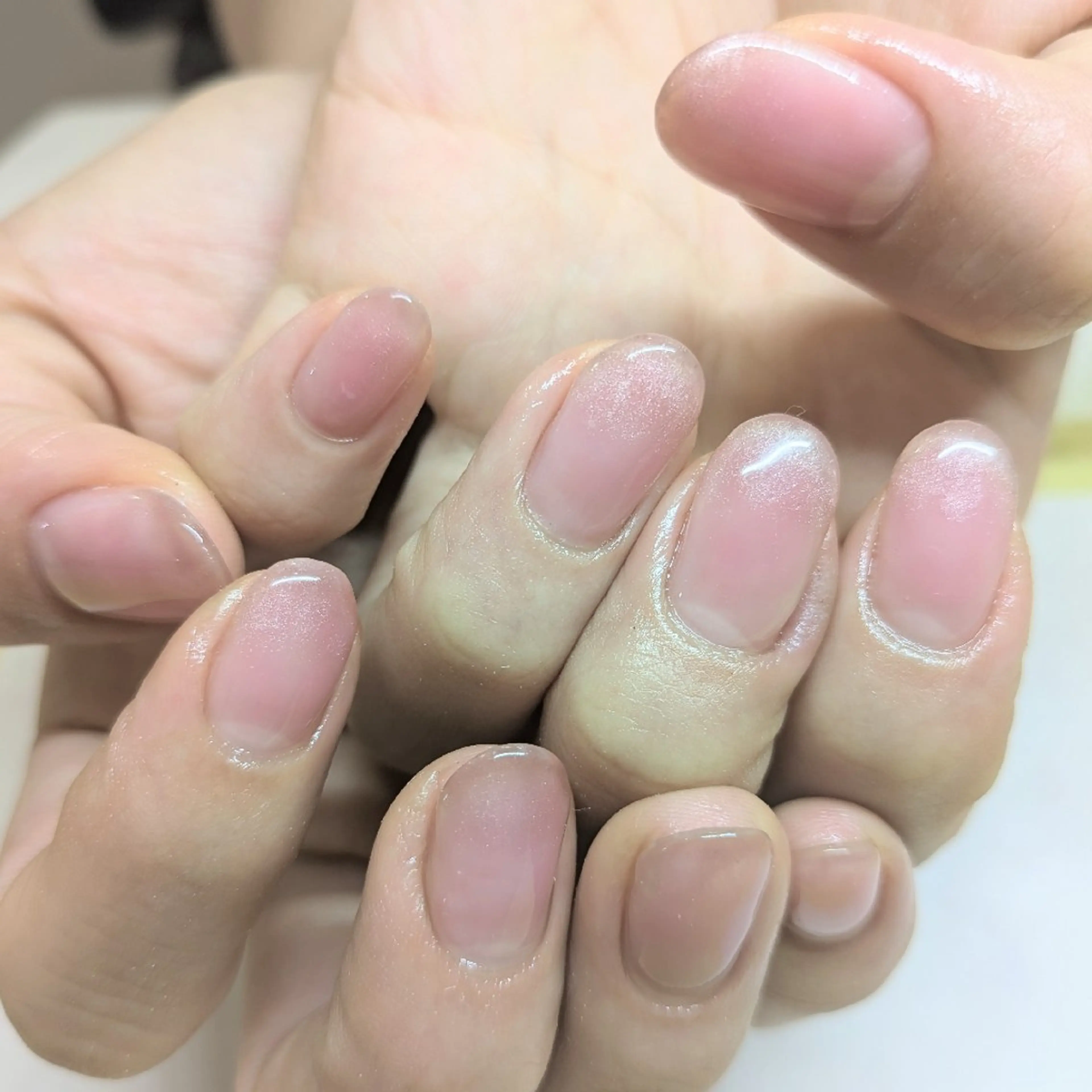 ネイル チークネイル Gerbera Nailistのネイルデザイン