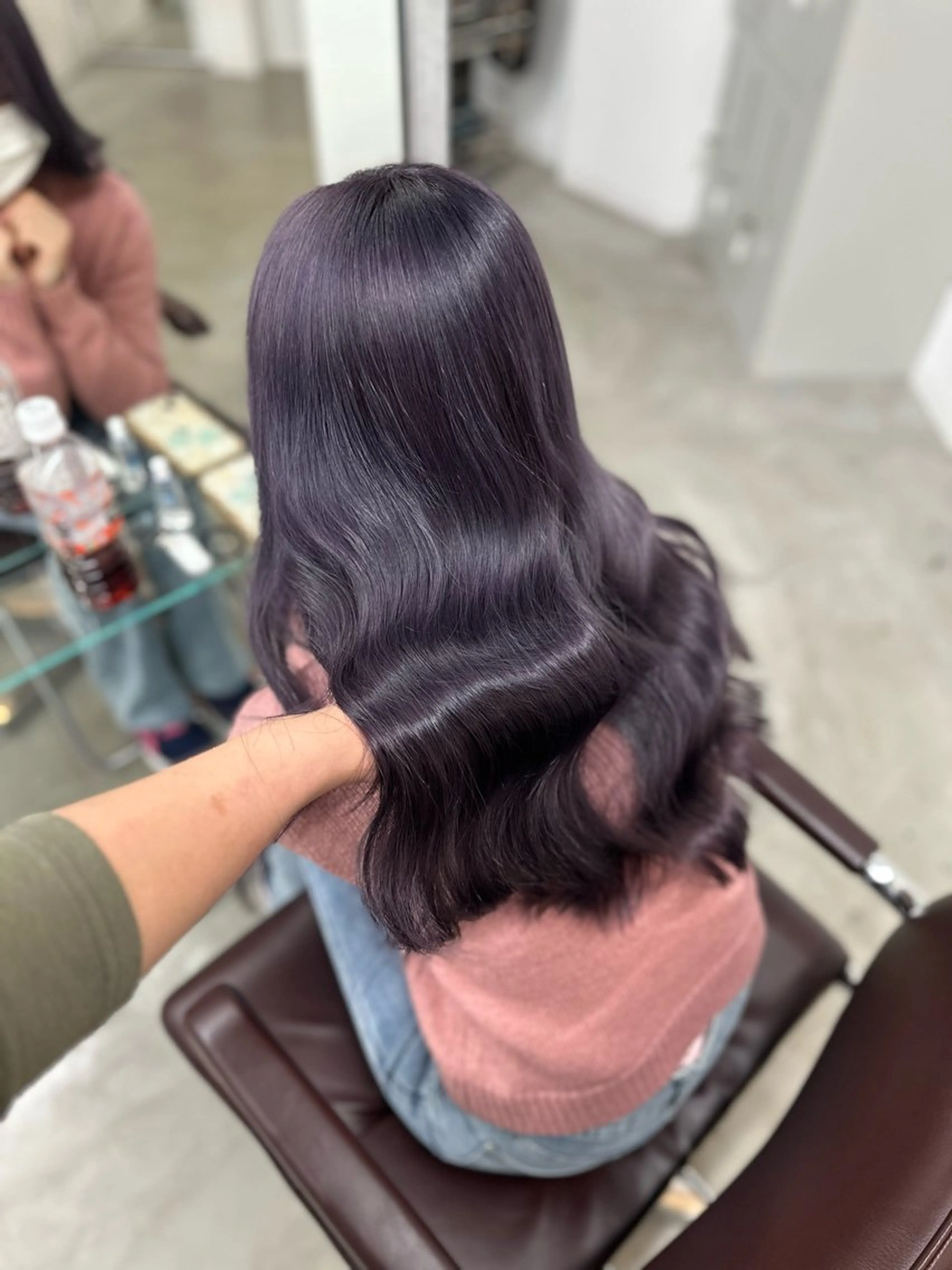 ロング タマシロカリン 艶カラー/レイヤーのヘアスタイル