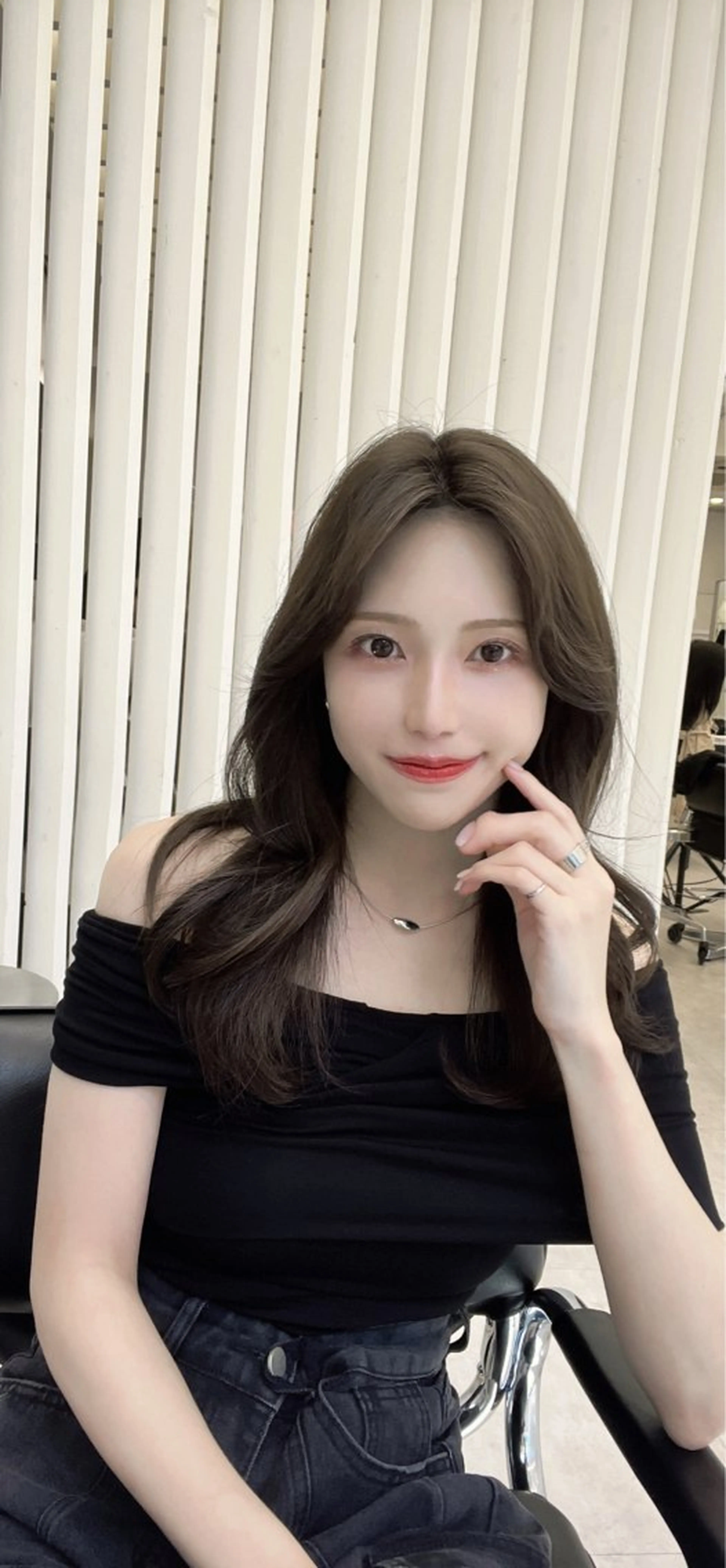 セミロング カラー 韓国ヘア♡ 顔まわりカットayaのヘアスタイル