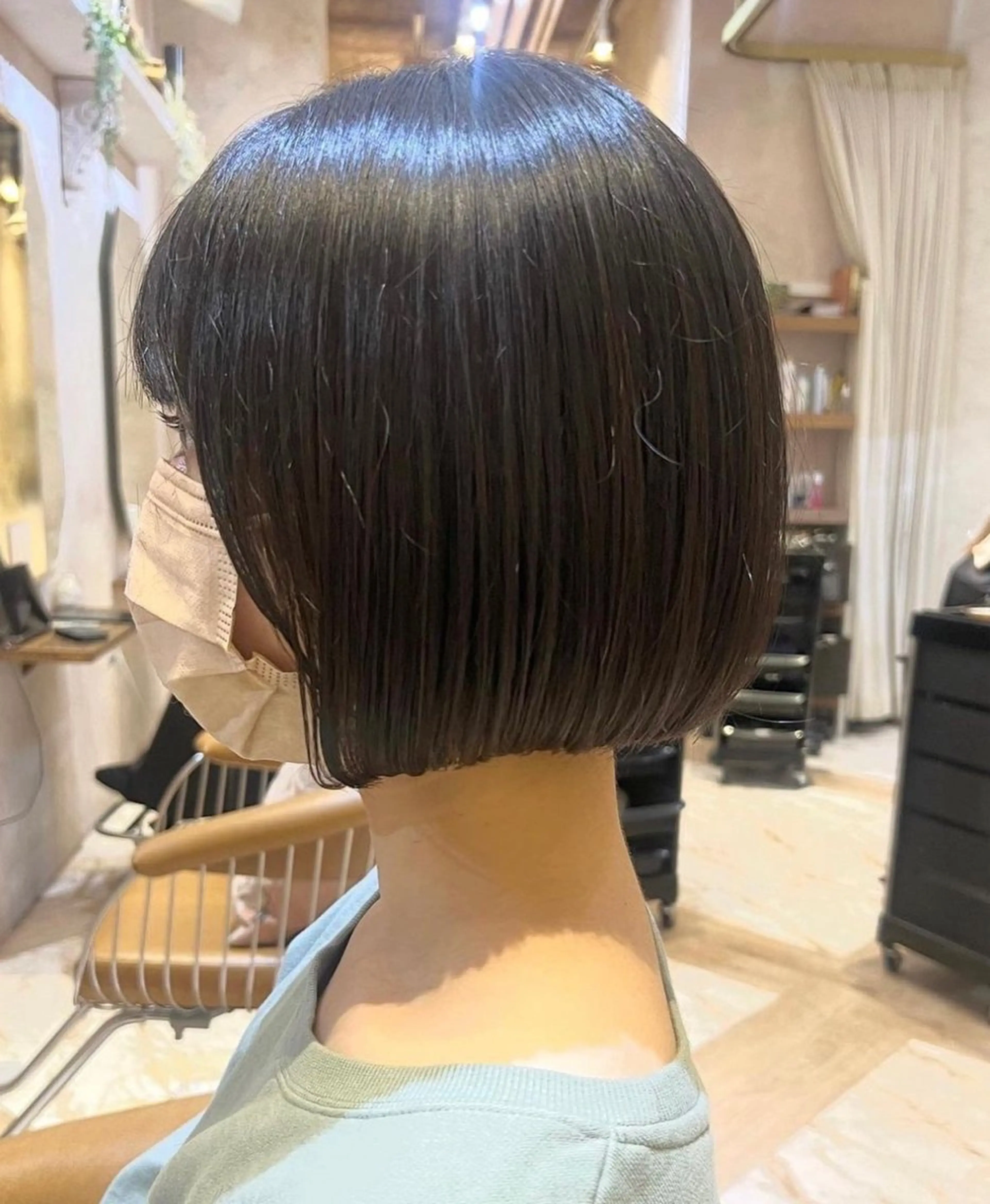 ショート ボブ ハイライト 髪質改善 渡辺 麻衣のヘアスタイル