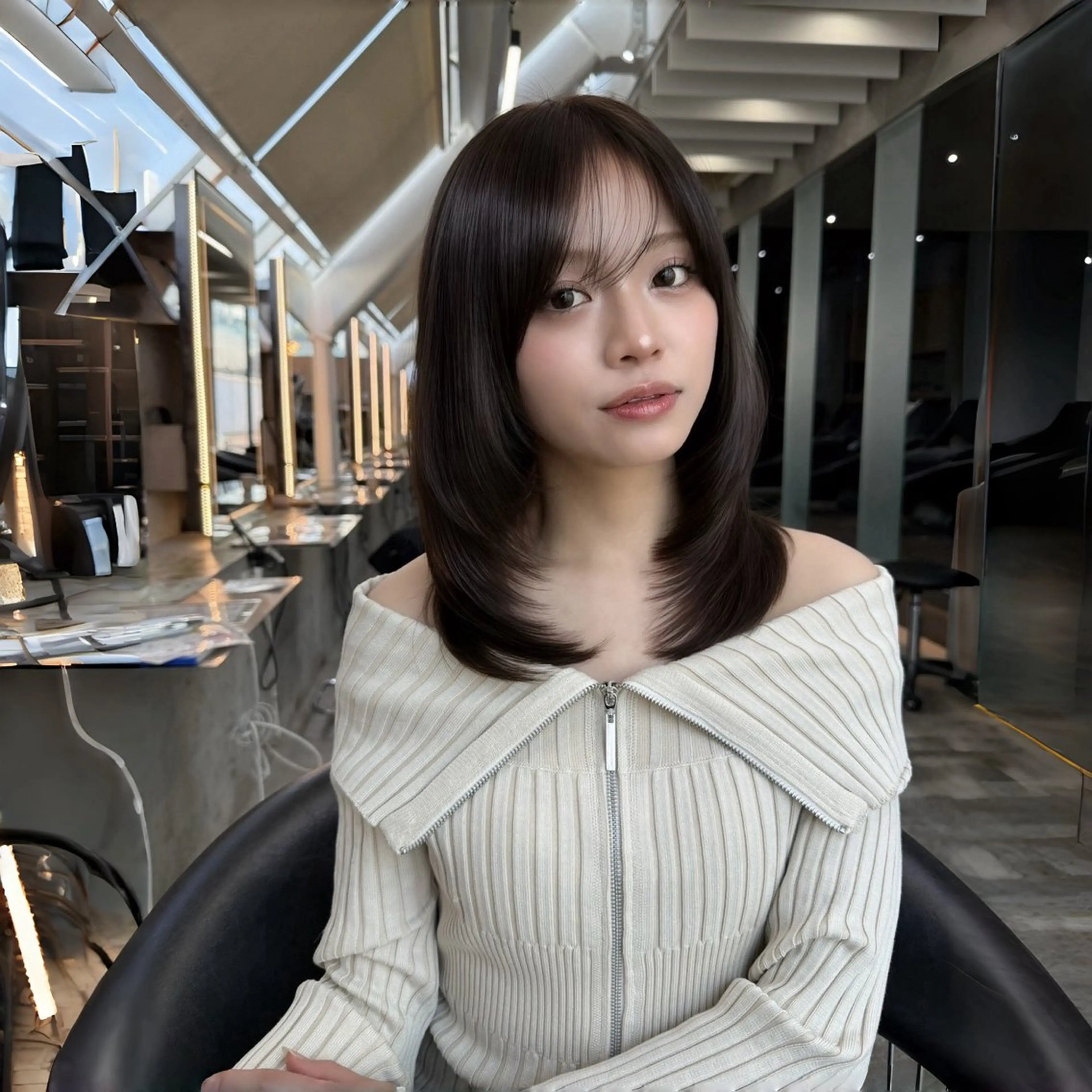 ミディアム Hazuki ／韓国ヘア／レイヤーのヘアスタイル