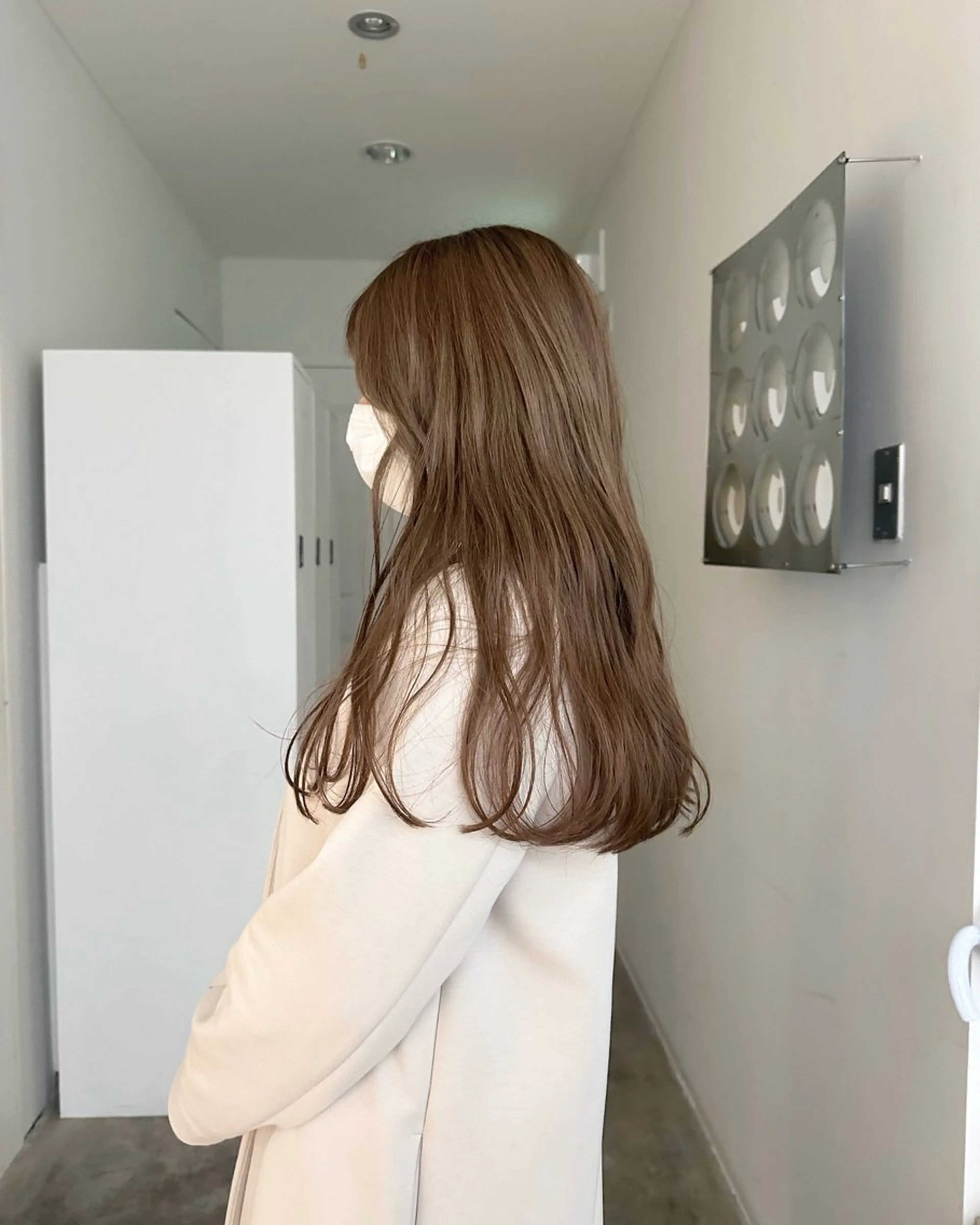 カラー ベージュカラー イルミナカラー 透明感カラー/顔周り レイヤー/髪質改善のヘアスタイル