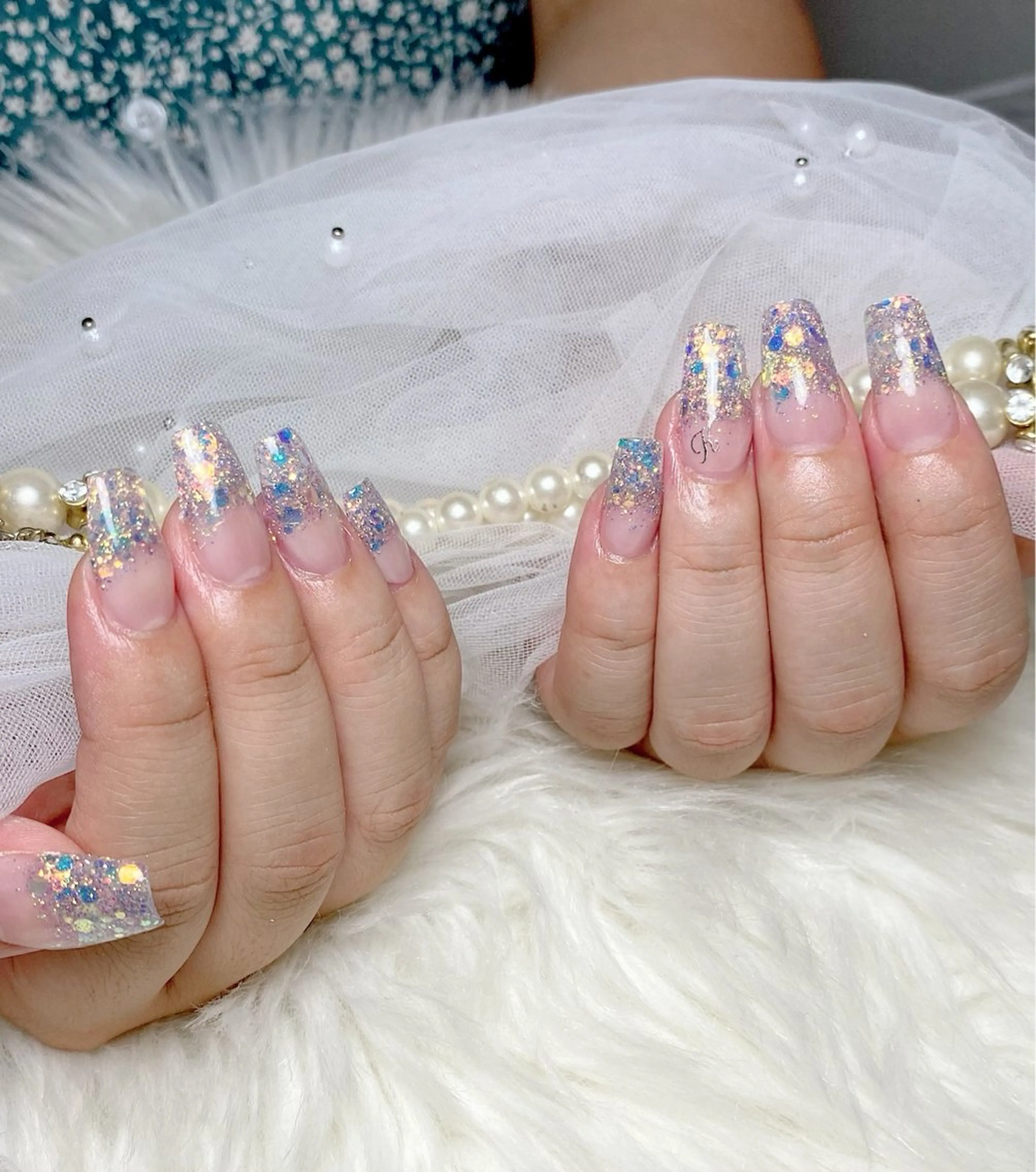 ネイル グラデーション ラメ(グリッター) ラメグラデーション スカルプネイル ハンドネイル Feel千葉♡ Akaneのネイルデザイン