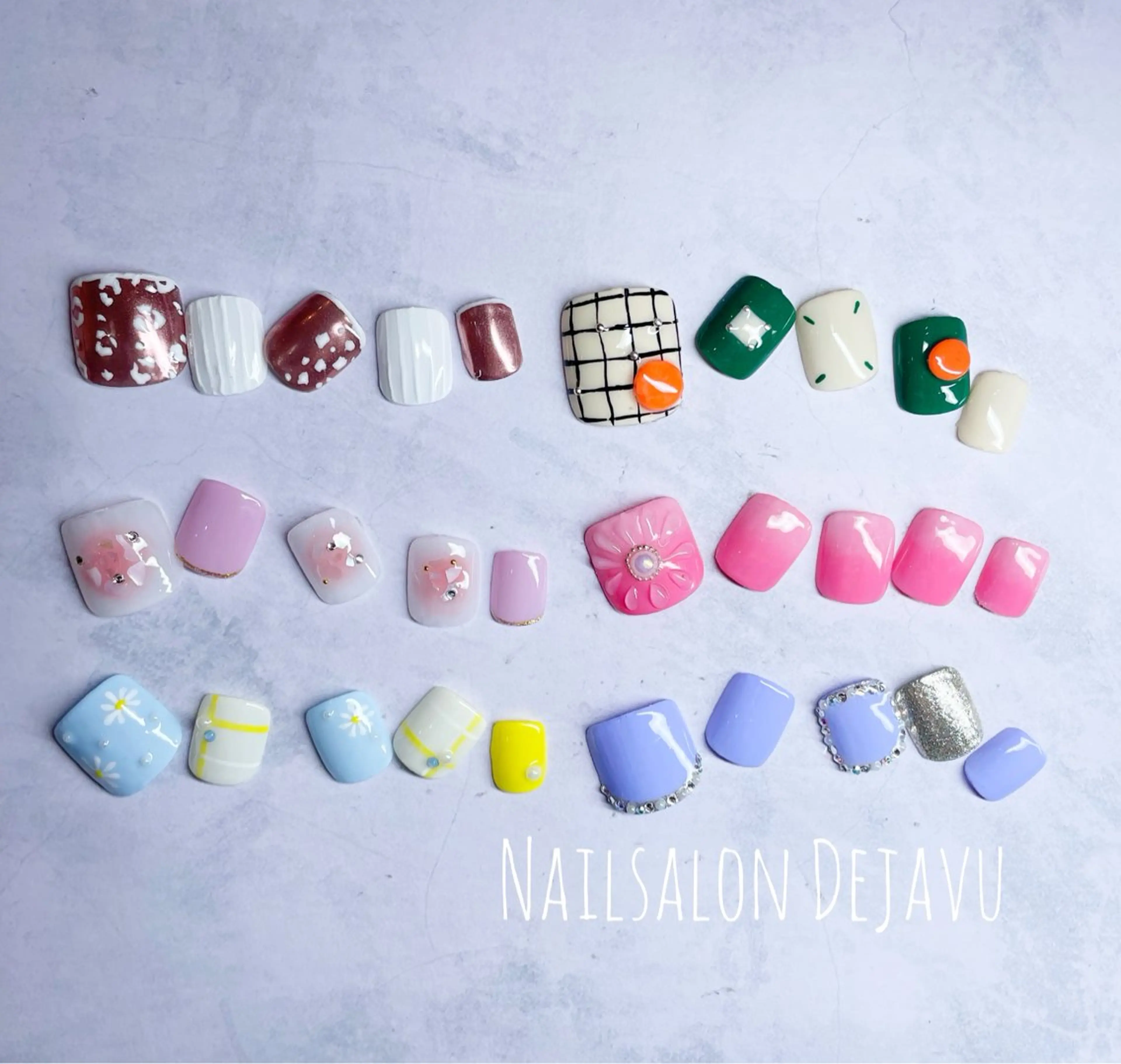 ネイル フットネイル フットネイル Nail salon Dejavu 🌿のネイルデザイン