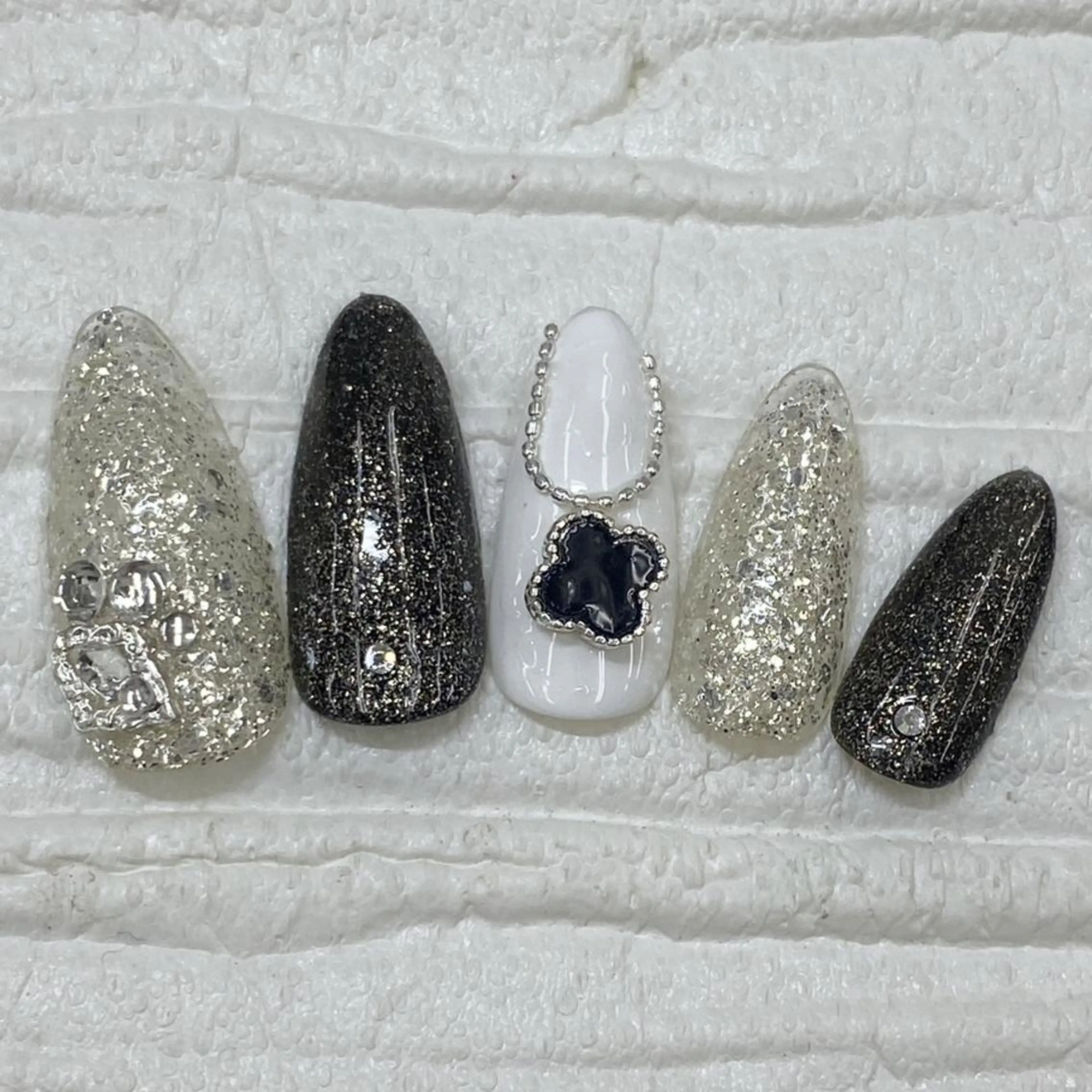 ネイル Nail salon Honey Beeのネイルデザイン