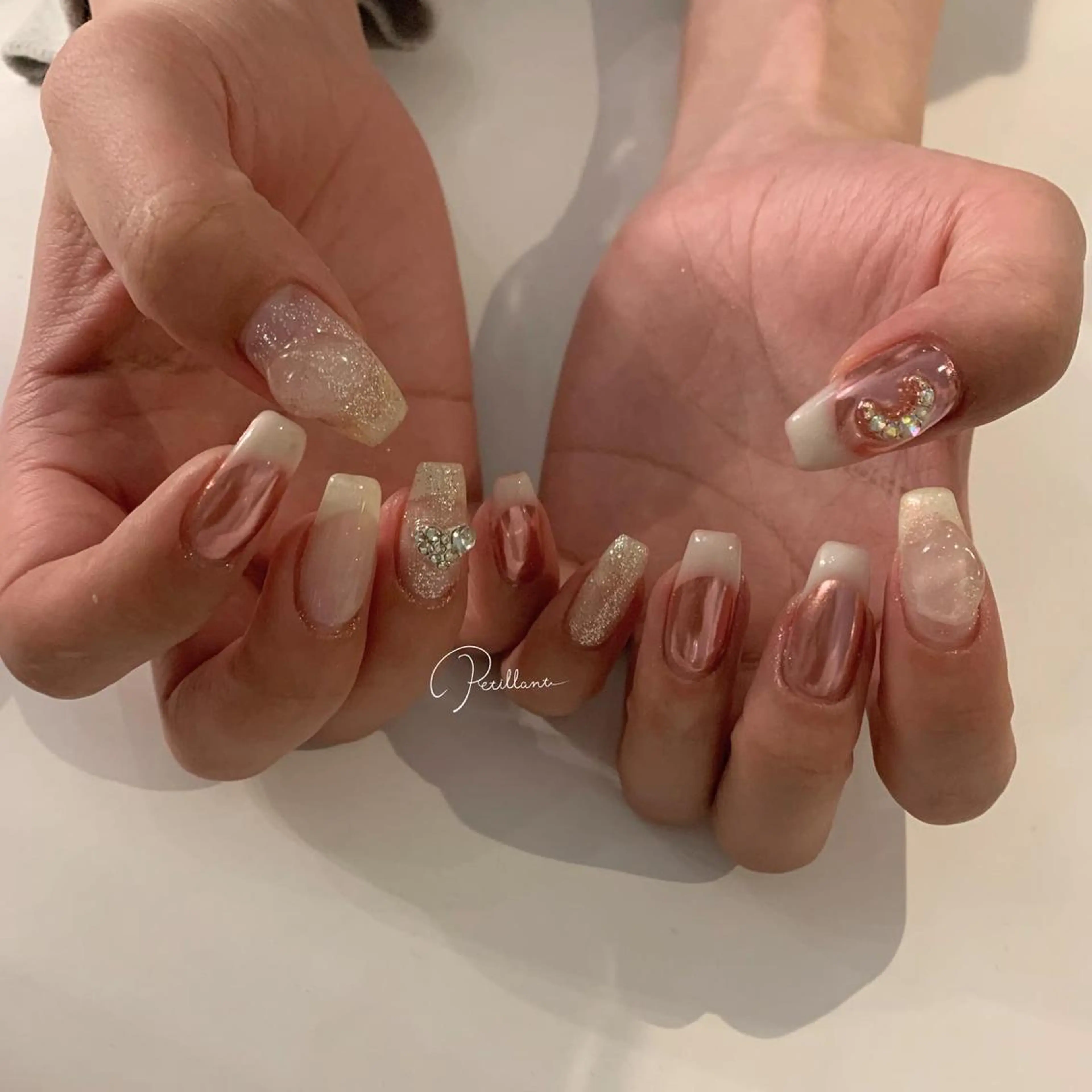 ネイル ゆびのさき所属・shiho /Petillantのネイルデザイン