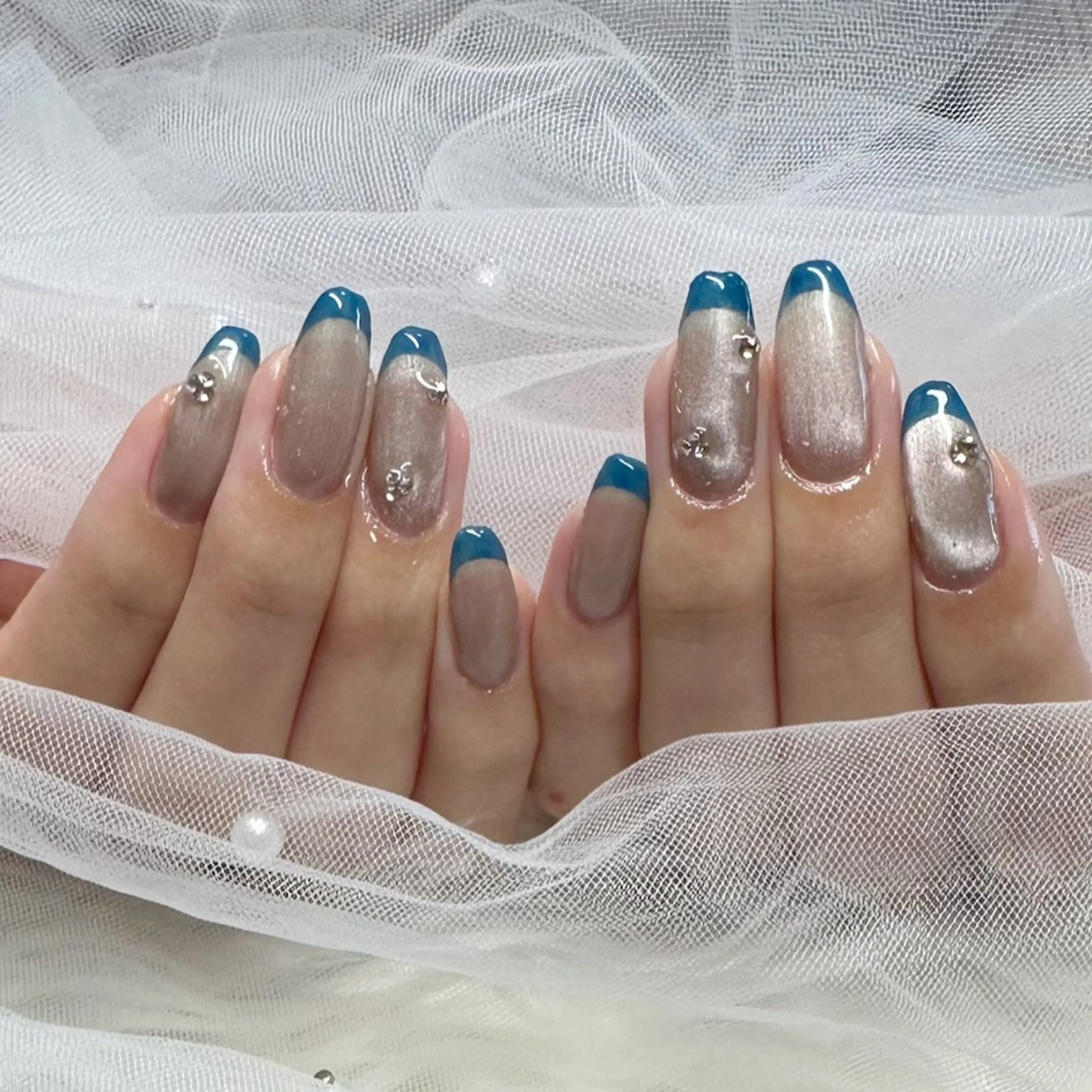 ネイル 持ち込み ハンドネイル touma Rinaのネイルデザイン