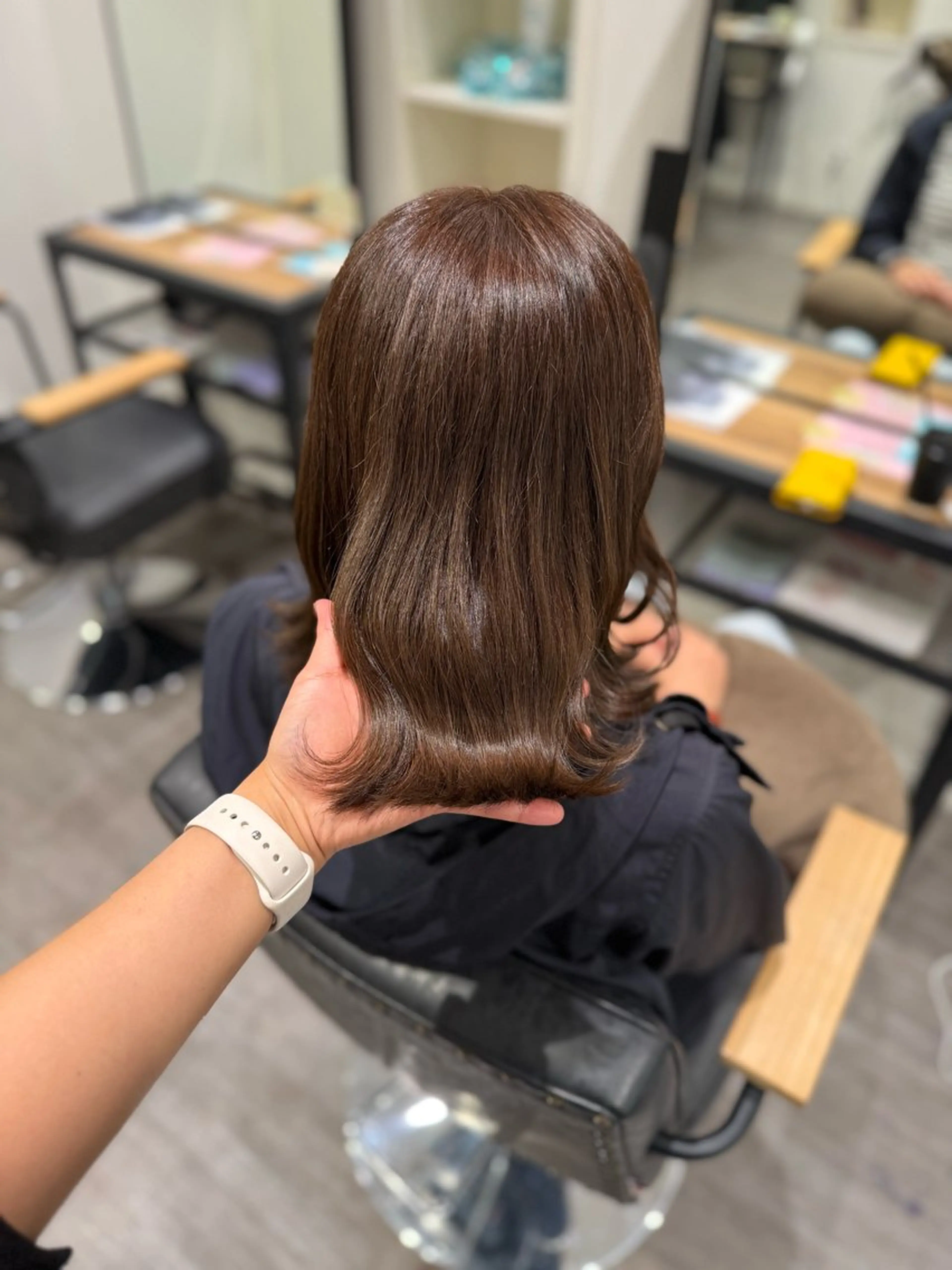 ミディアム カラー ベージュカラー カット ヘアカラー トリートメント 艶髪レイヤー上田 紗也🇰🇷💗のヘアスタイル