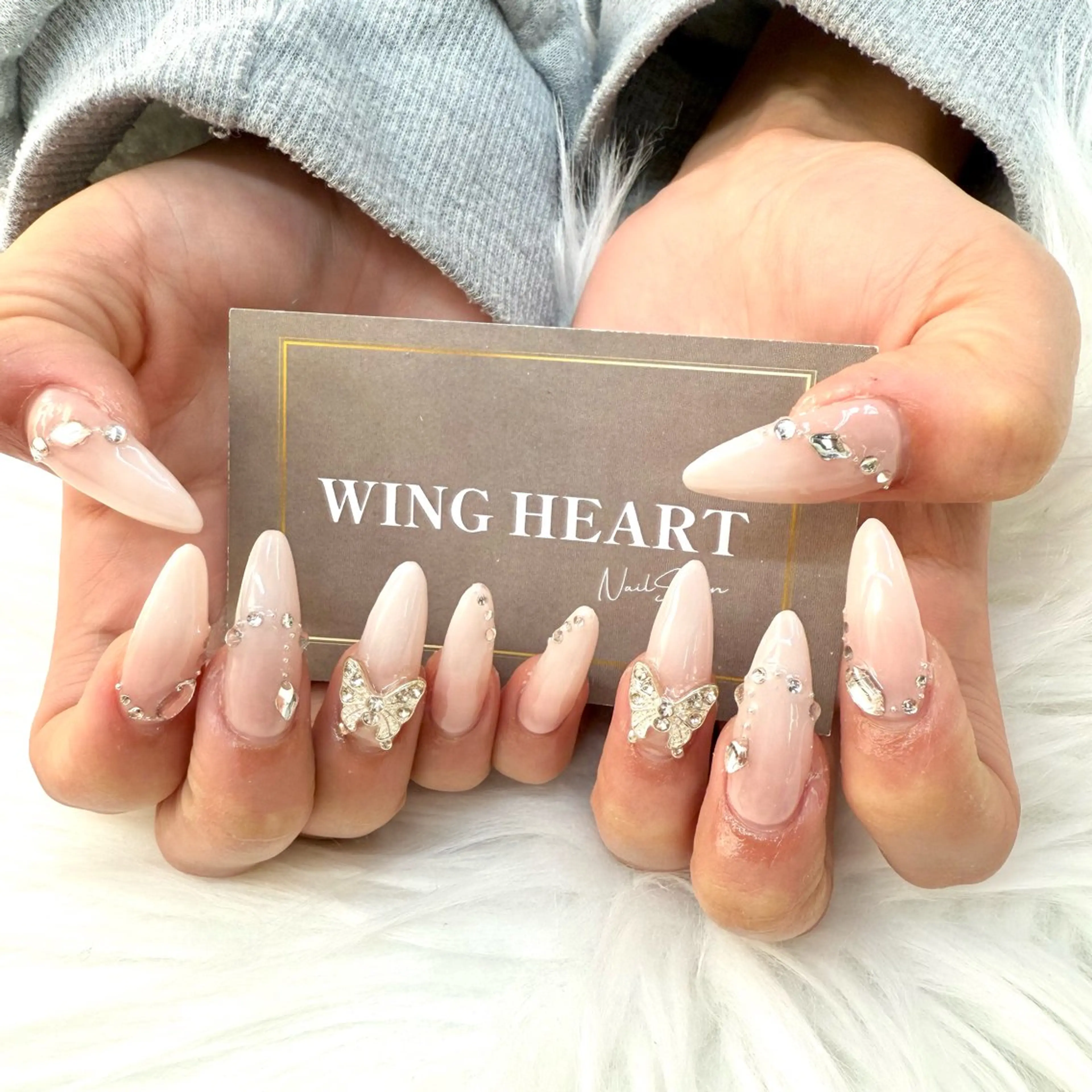 ネイル I. AYUMIのネイルデザイン