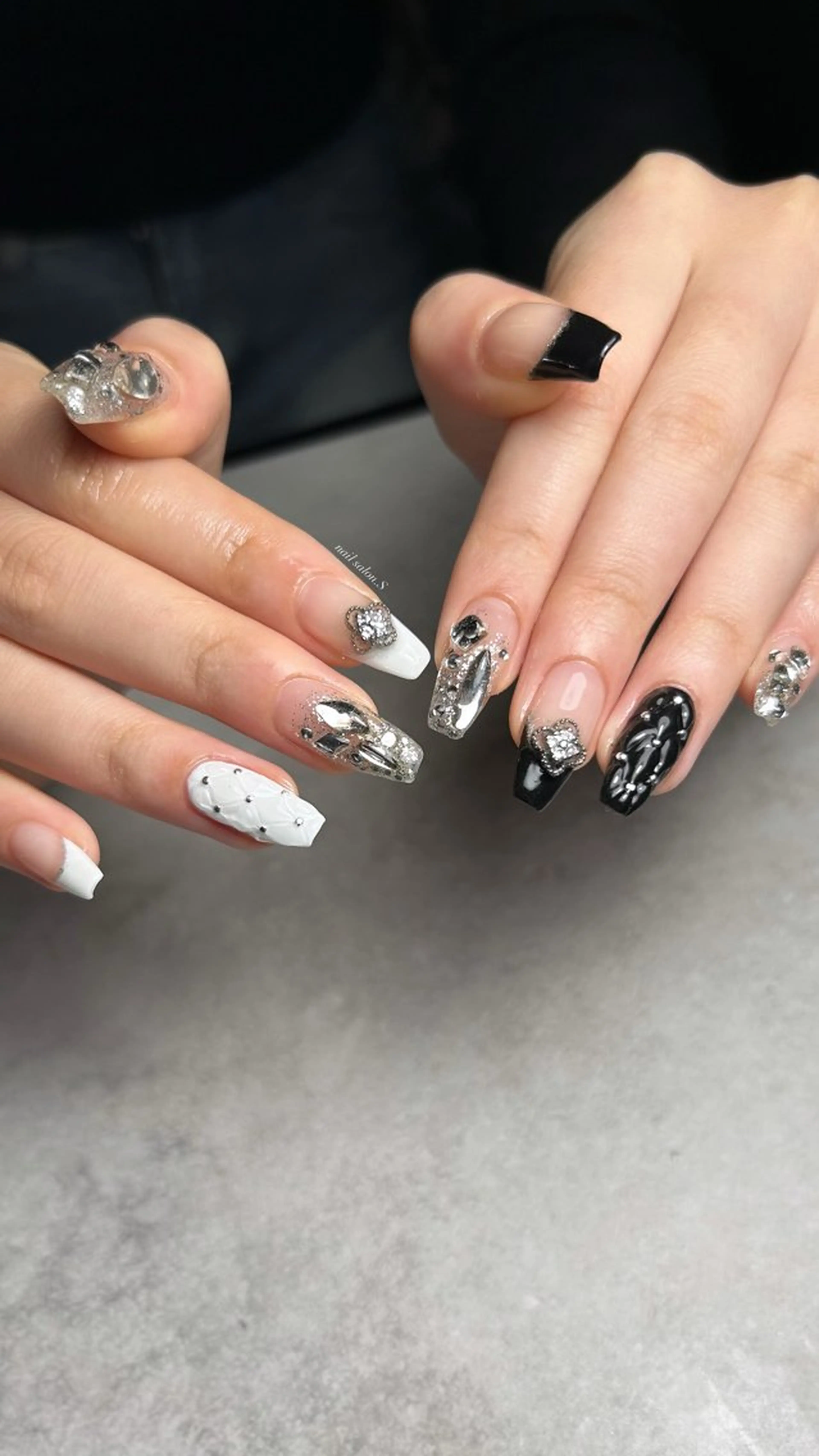 ネイル ハンドネイル 関山 志乃のネイルデザイン