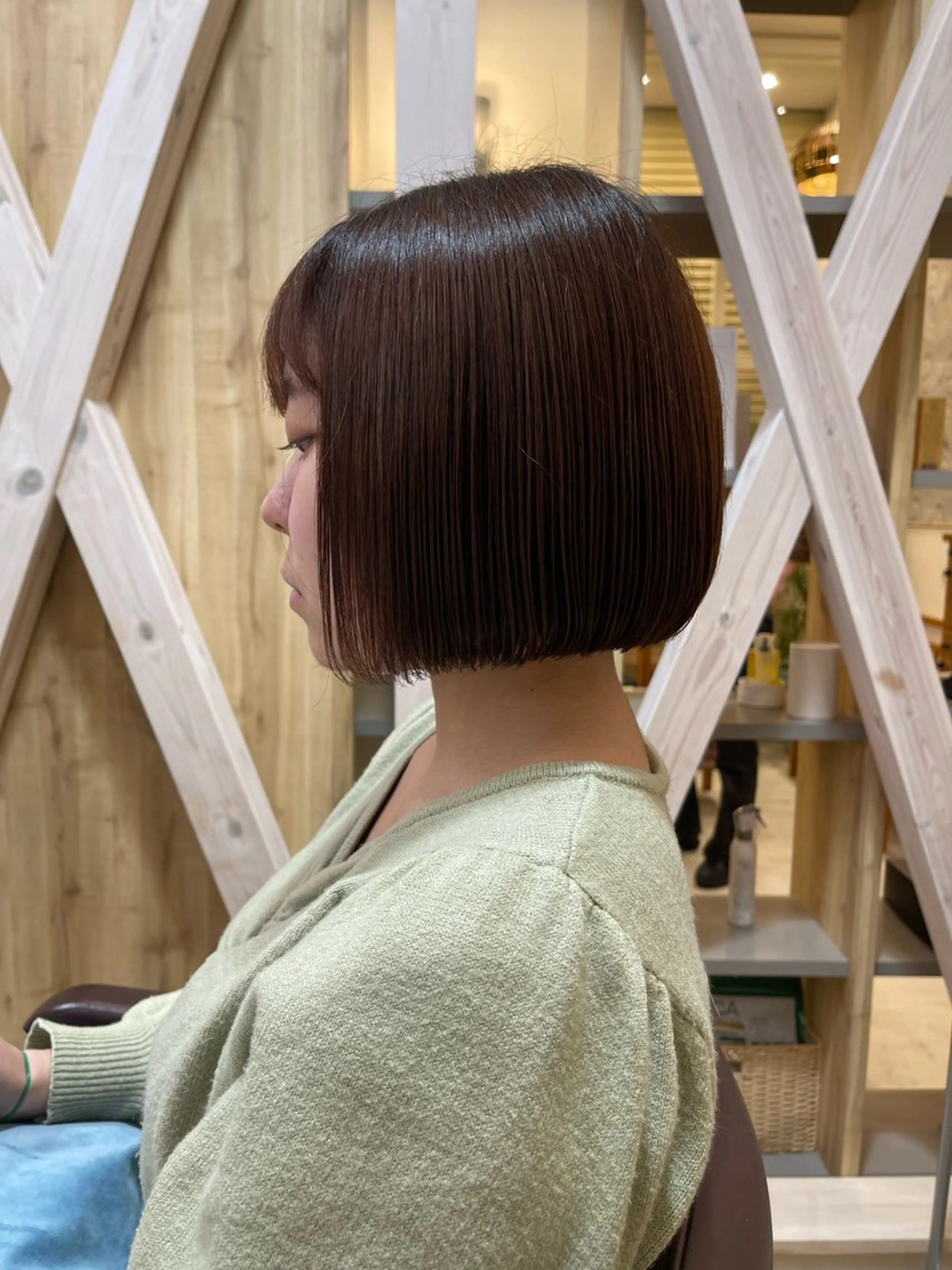 カット＋酸熱トリートメントの写真