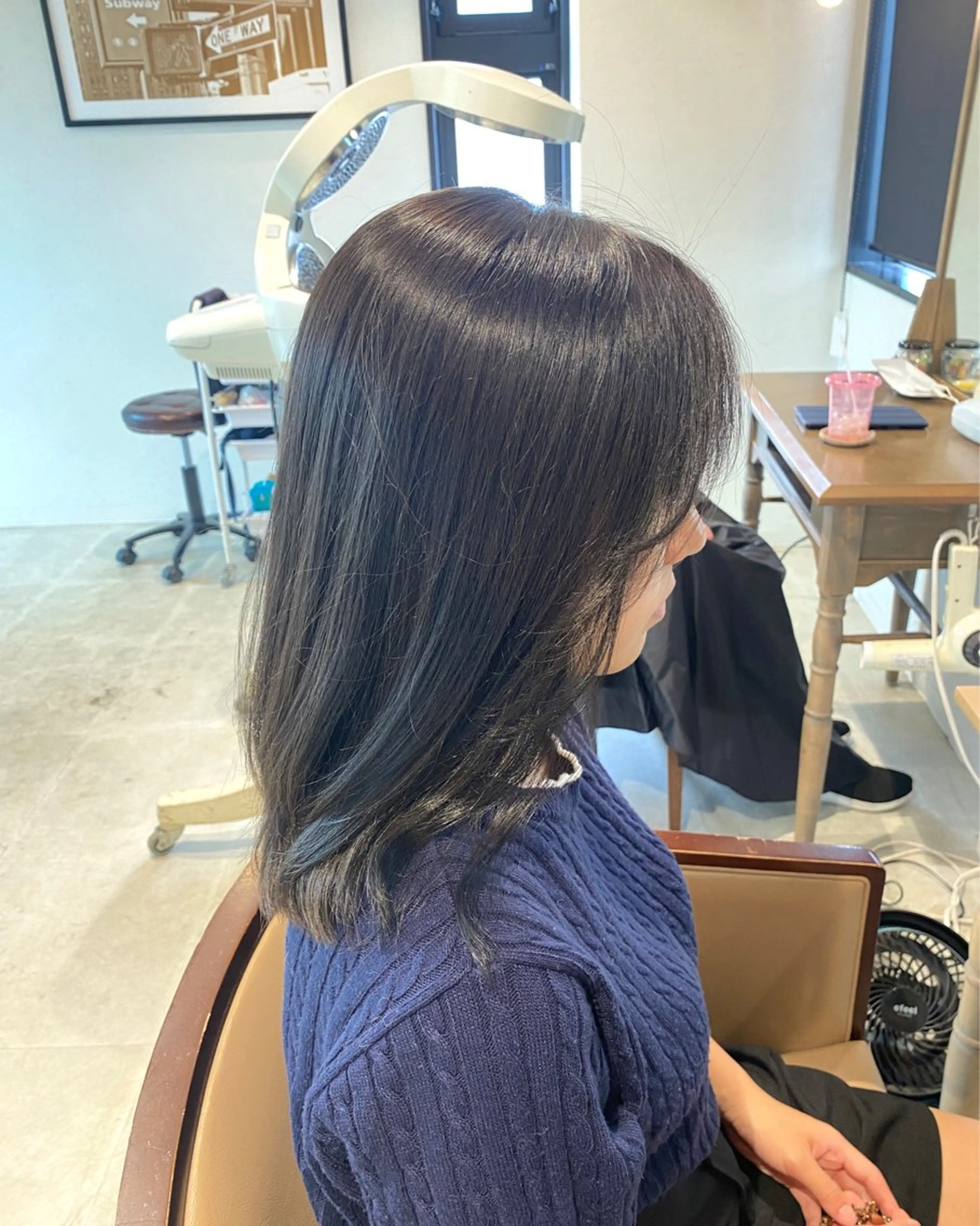 ミディアム アッシュ ハイライト 髪質改善 酸性ストレート/ブリ ーチなしWカラー河本のヘアスタイル